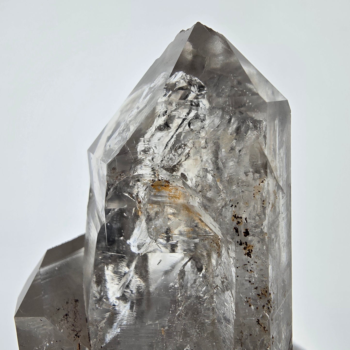 Squelette Fantôme Quartz Fumé DT Sceptre Valentine Pocket Goboboseb Namibie 66*37*24mm