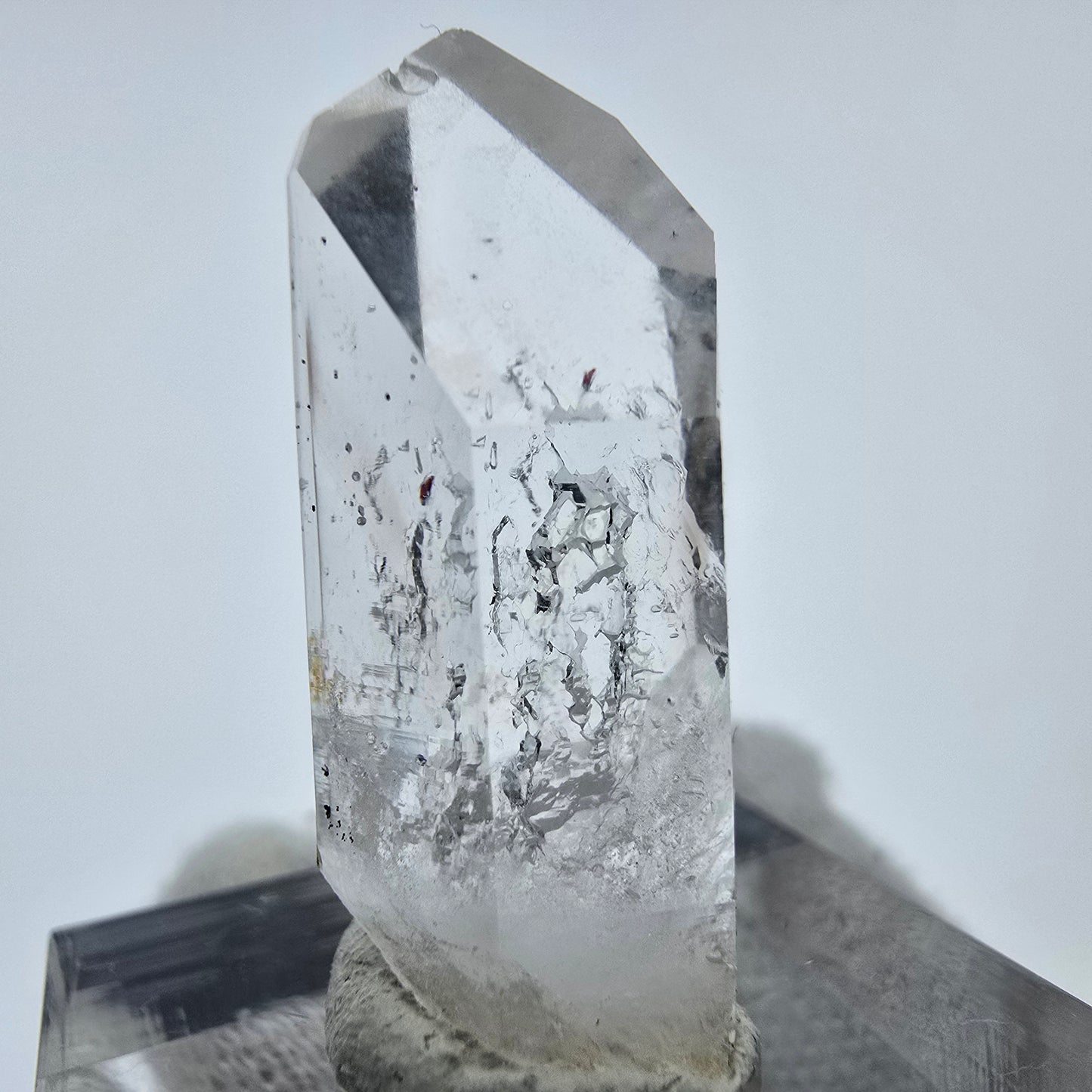 Enhydro Phantom Hämatit Quarz Kristall Streep Mine Goboboseb, Namibia 30*15*11mm