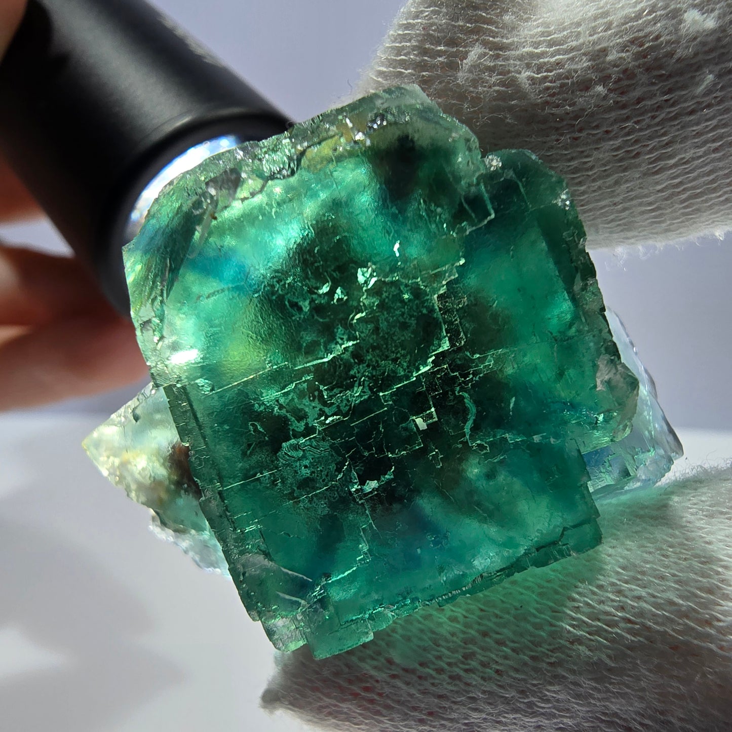 Rare spécimen de cube de fluorite fantôme, parqueté vert Okorusu, Namibie, 41 x 31 x 32 mm