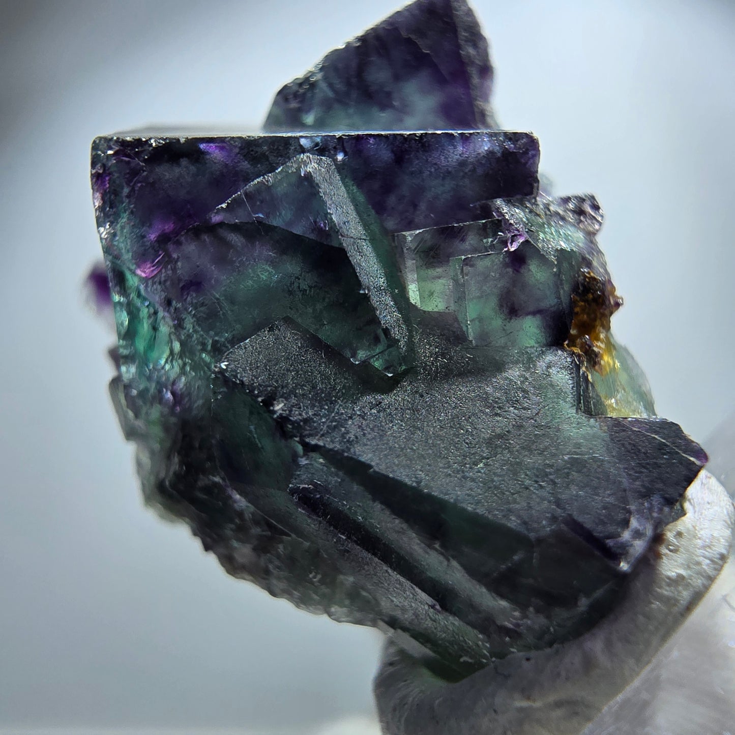 Spécimen rare de cube de fluorite fantôme, vert zonal et violet, Okorusu, Namibie, 34 x 26 x 17 mm