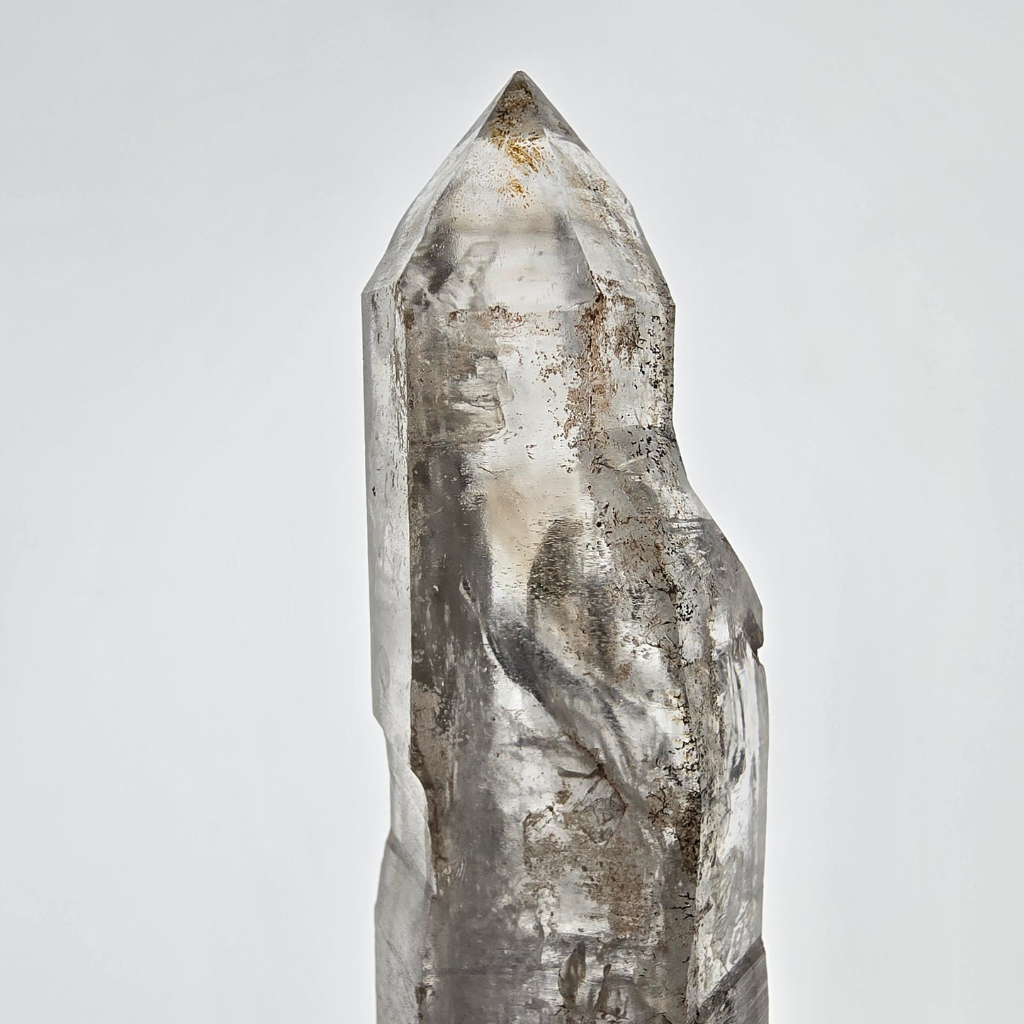 Quartz fumé squelette fantôme lémurien DT, calcite UV Valentine Pocket, Namibie 133 x 46 x 36 mm