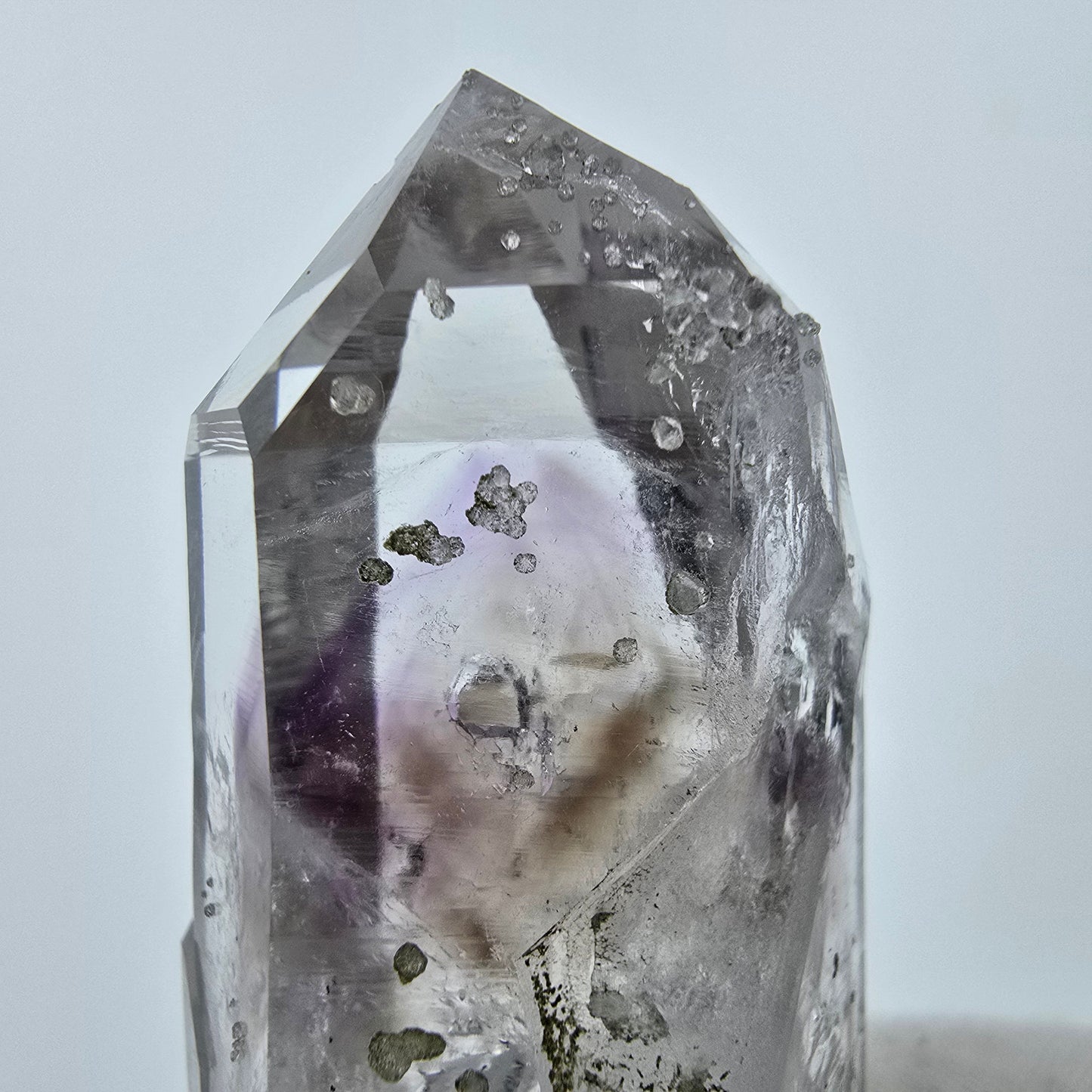Améthyste fantôme Enhydro Prehnite Hématite Analcim Streep Mine Namibie 67*24*19mm