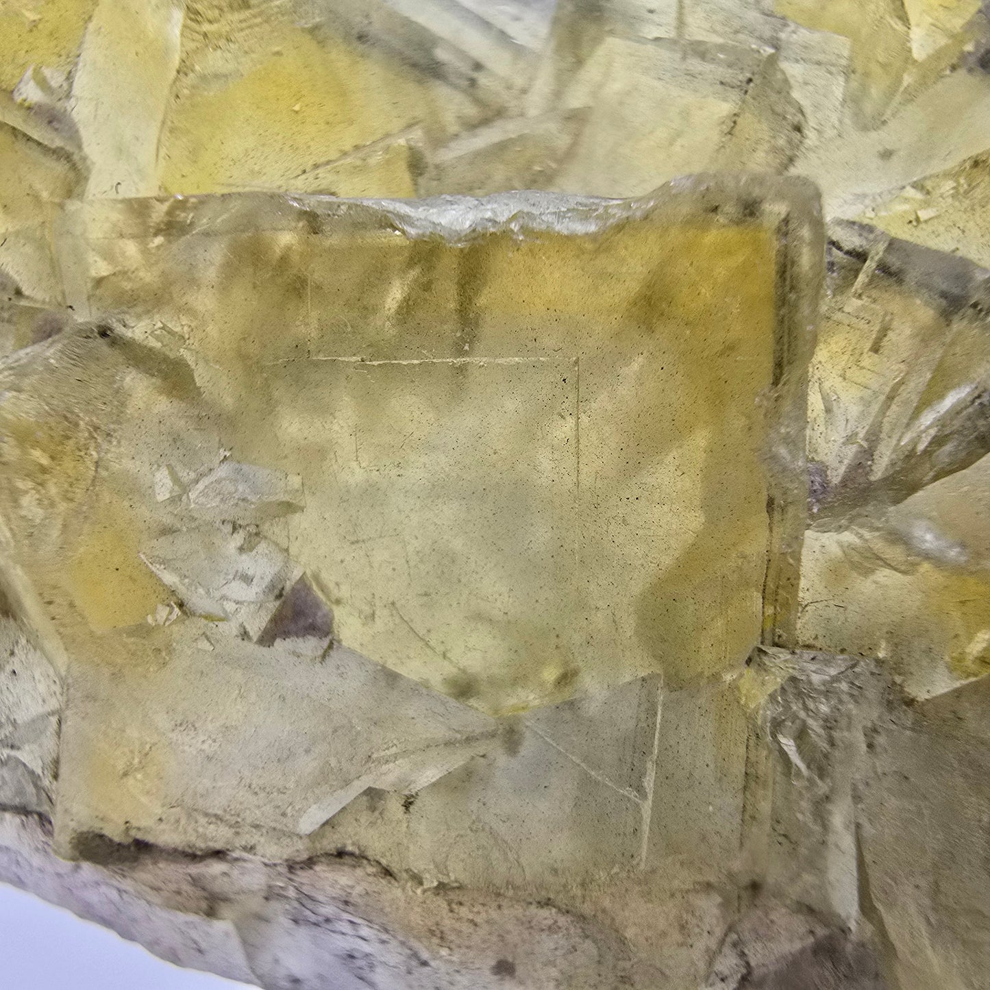 Klare Phantom Fluorit Würfel Stufe gelb Okorusu, Namibia 73*37*13mm Sammlung
