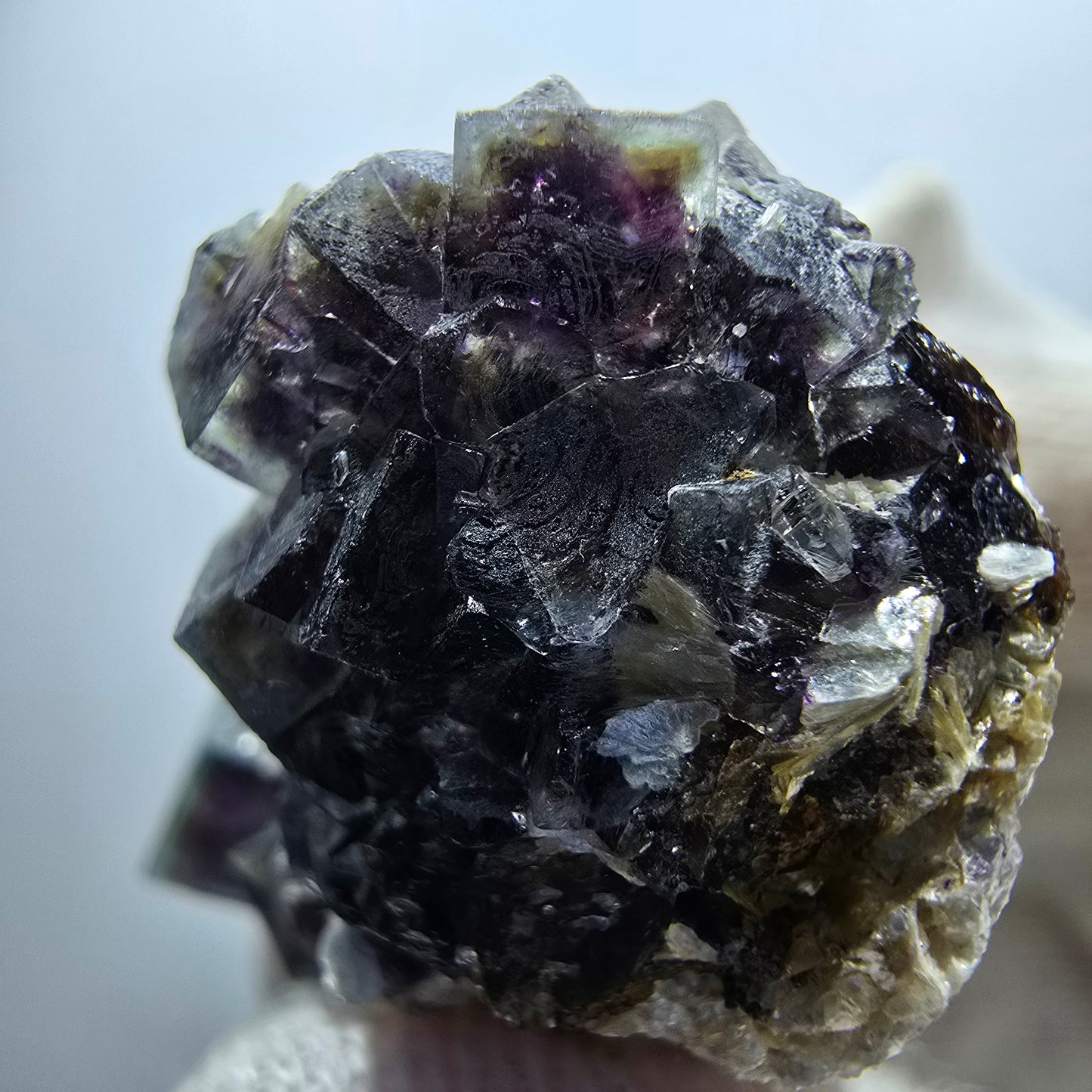 Cube de fluorite fantôme coloré, spécimen de quartz fumé muscovite, Erongo, Namibie, 48 x 32 x 29 mm