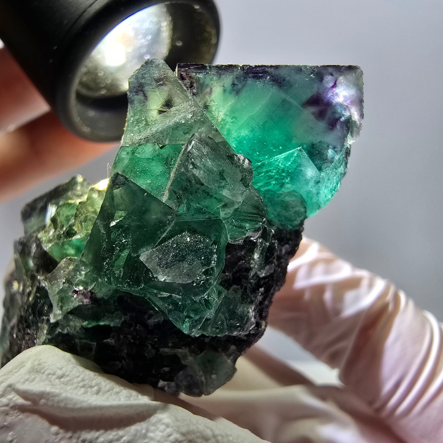 Spécimen de cube de fluorite fantôme, parqueté, vert violet Okorusu, Namibie 62*45*29mm