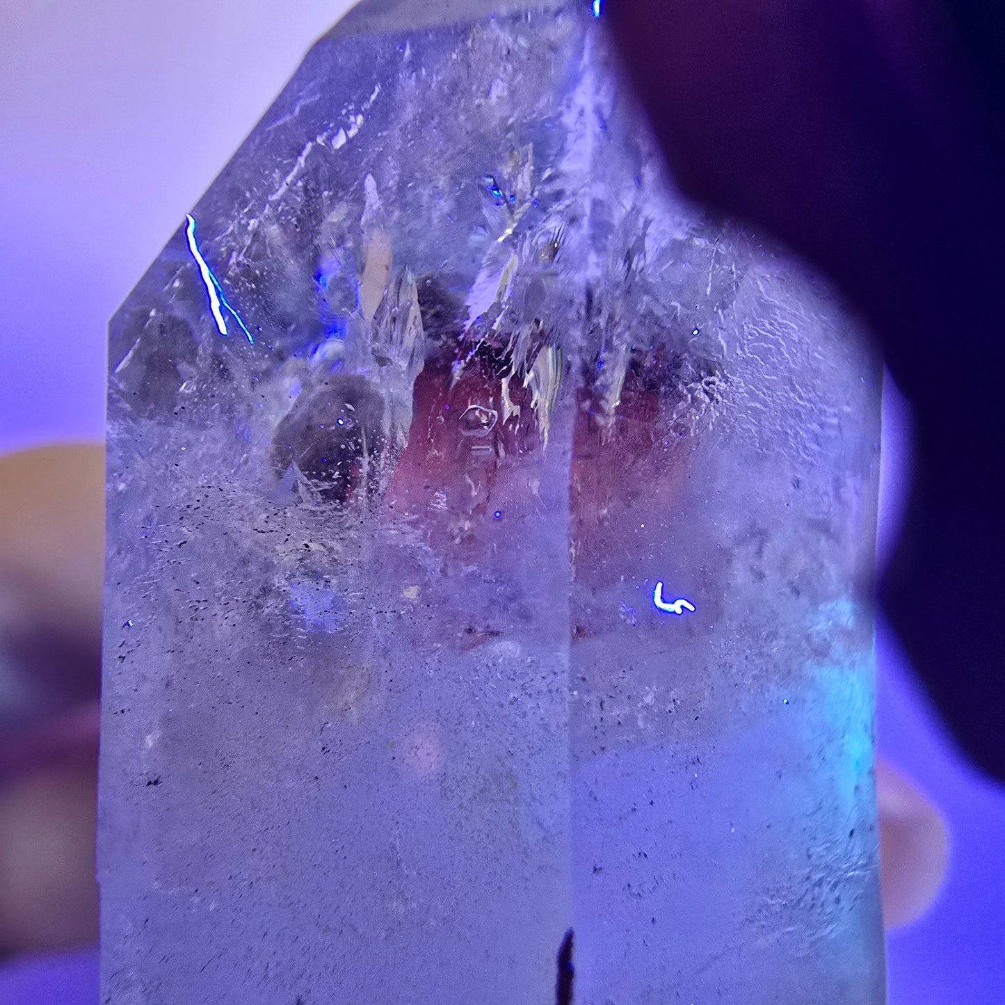 Sceptre fantôme squelette en quartz fumé DT, poche Saint-Valentin en calcite UV, Namibie 57 x 23 x 22 mm