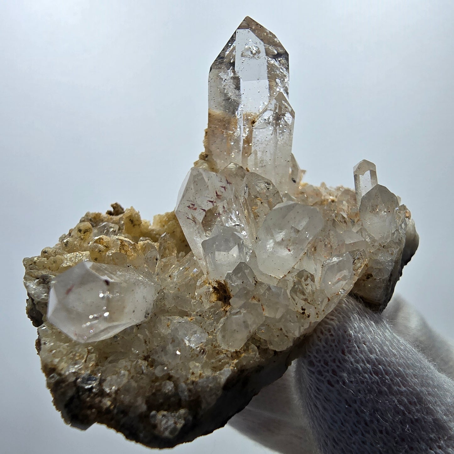 Enhydro Harlequin Quartz fumé, calcite UV Stage Valentine Pocket Goboboseb Namibie 55*36*35mm