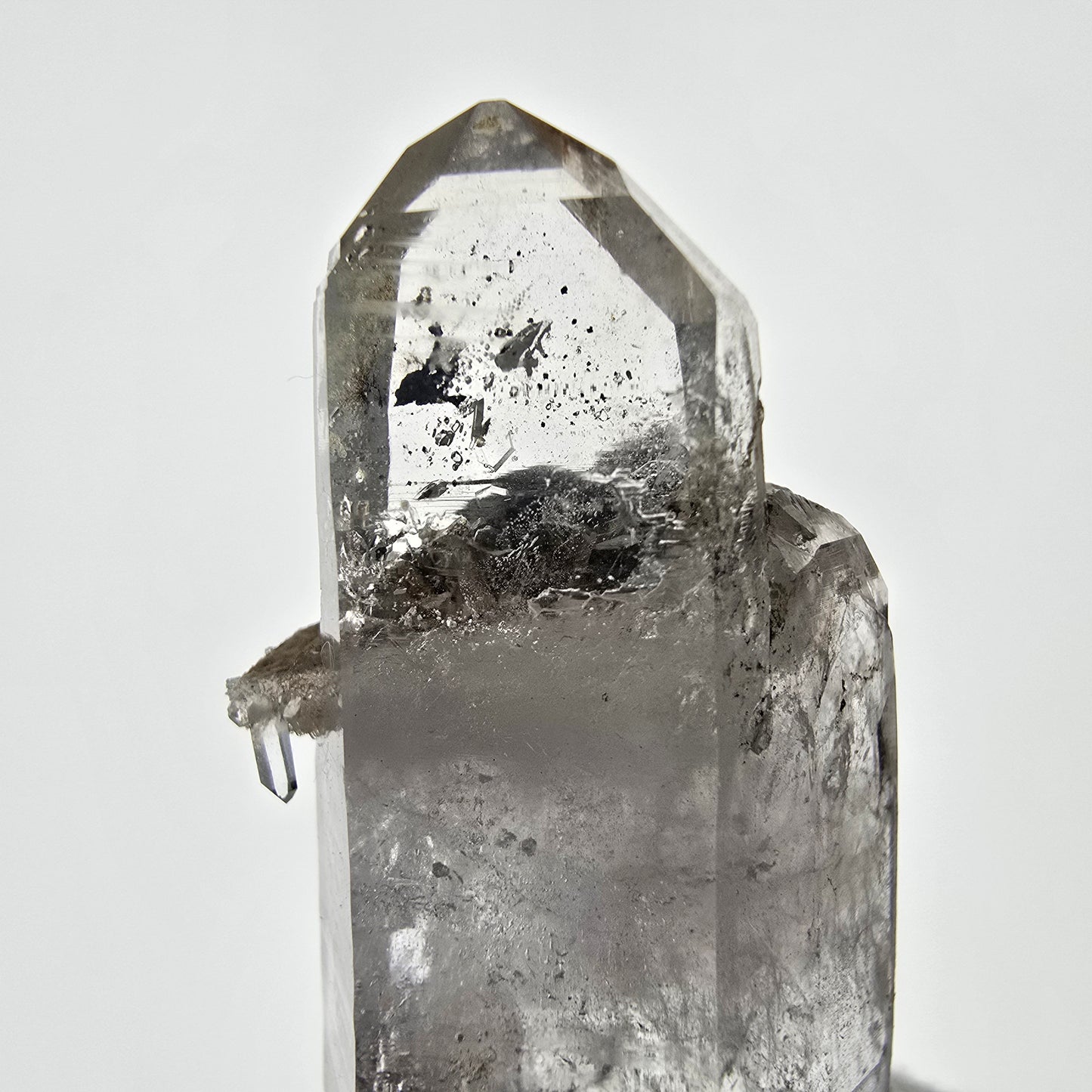 Quartz fumé squelette fantôme lémurien DT, calcite UV Valentine Pocket, Namibie 91 x 26 x 19 mm