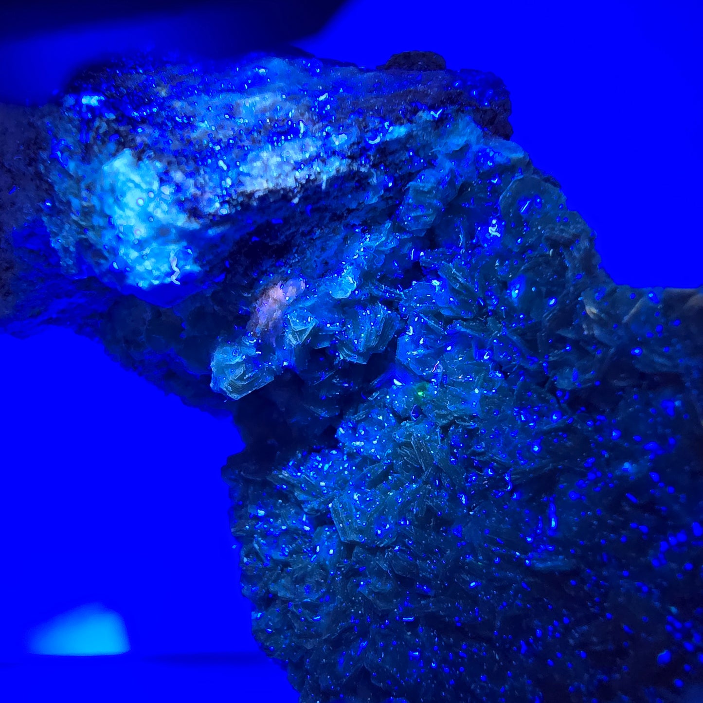 Seltene Muskovit, Fluorit, Hyalit Orthoklas Stufe Erongo, Namibia 90*62*53mm