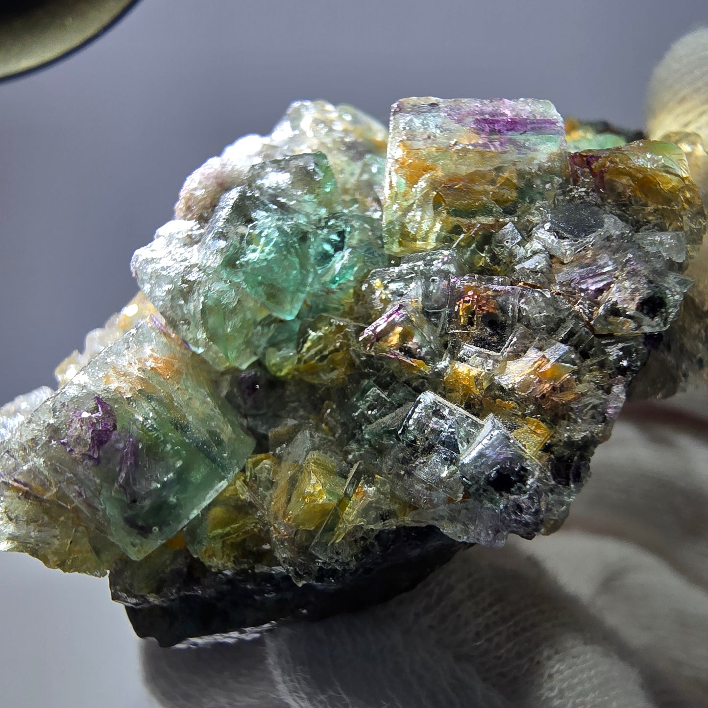 Phantom Fluorit Würfel zonal, Rauchquarz Stufe Erongo, Namibia 67*49*29mm
