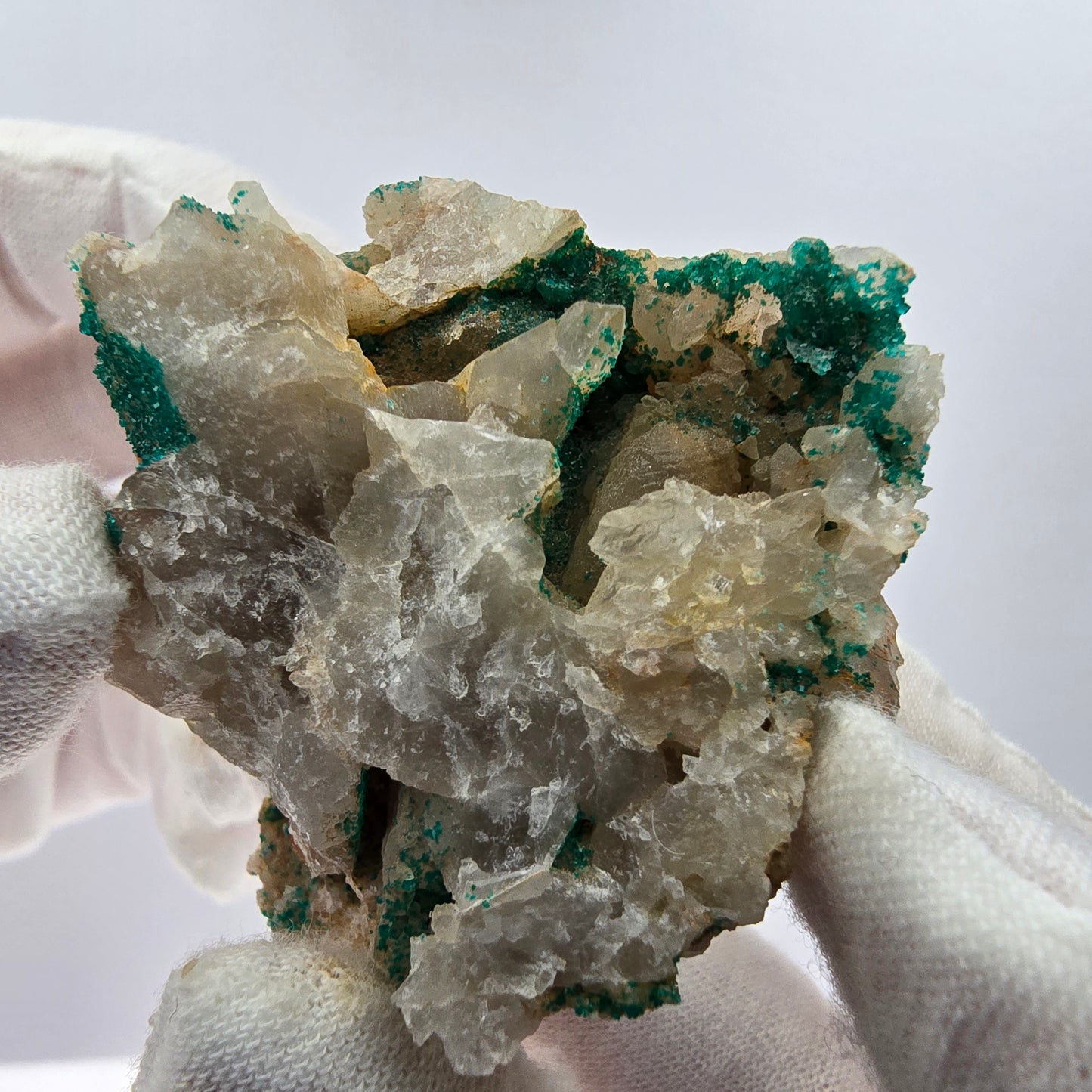 Seltene Dioptas auf Quarz Stufe Kaokoveld, Namibia 56*49*42mm Mineraliensammlung