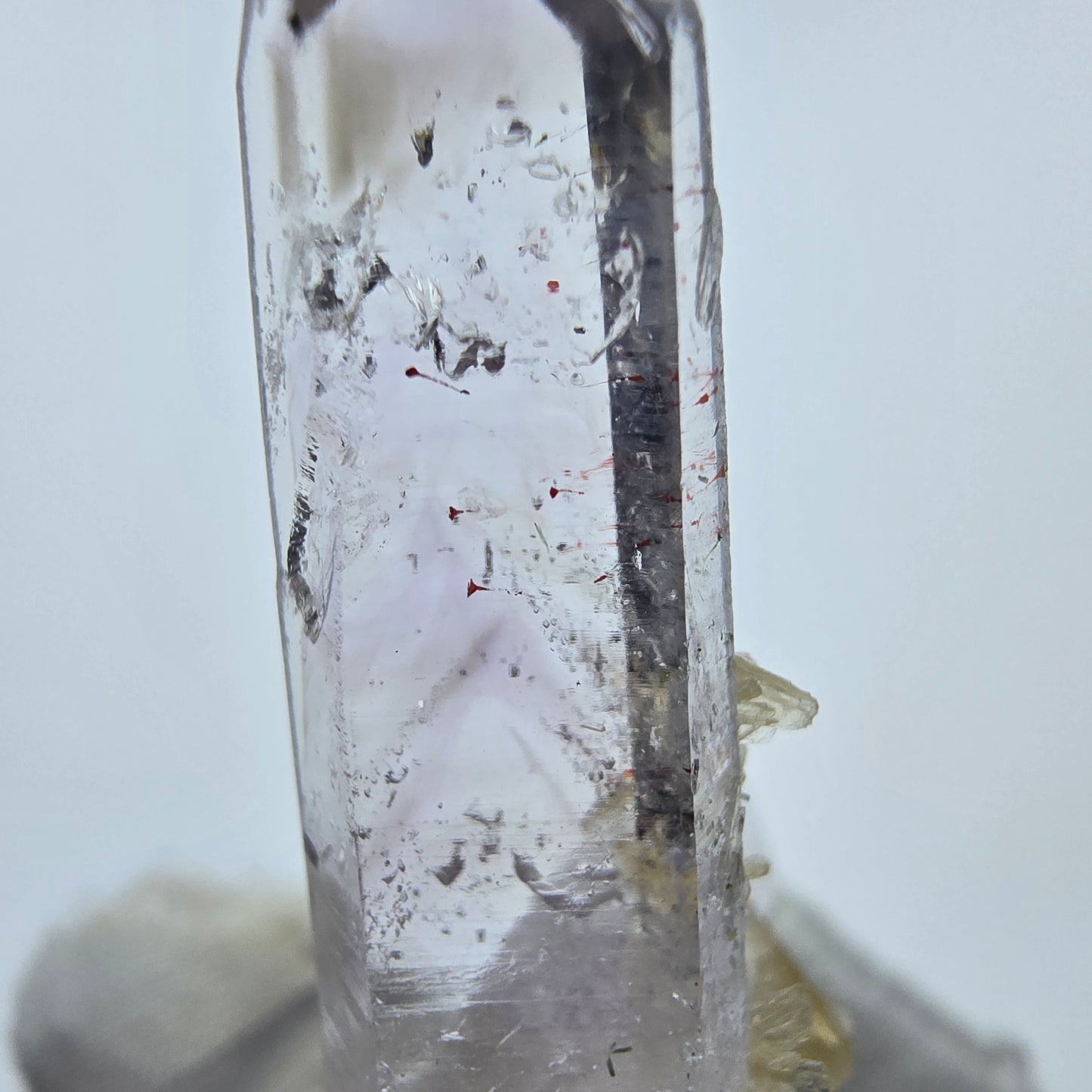 Phantom Amethyst mit Stilbit Stufe Goboboseb, Namibia 38*31*13mm Sammlung