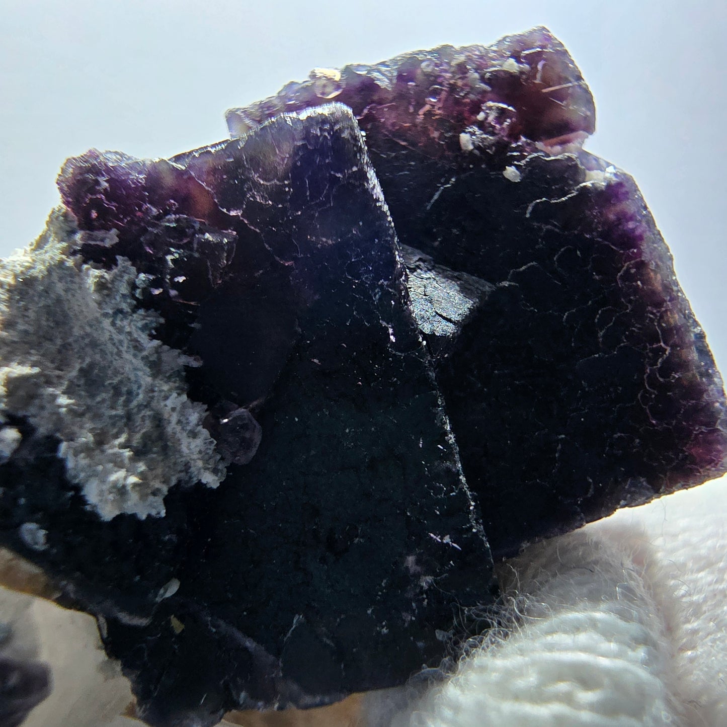Phantom Fluorit Würfel rot lila, Rauchquarz, Hyalit, Orthoklas Erongo, Namibia 53*47*37mm