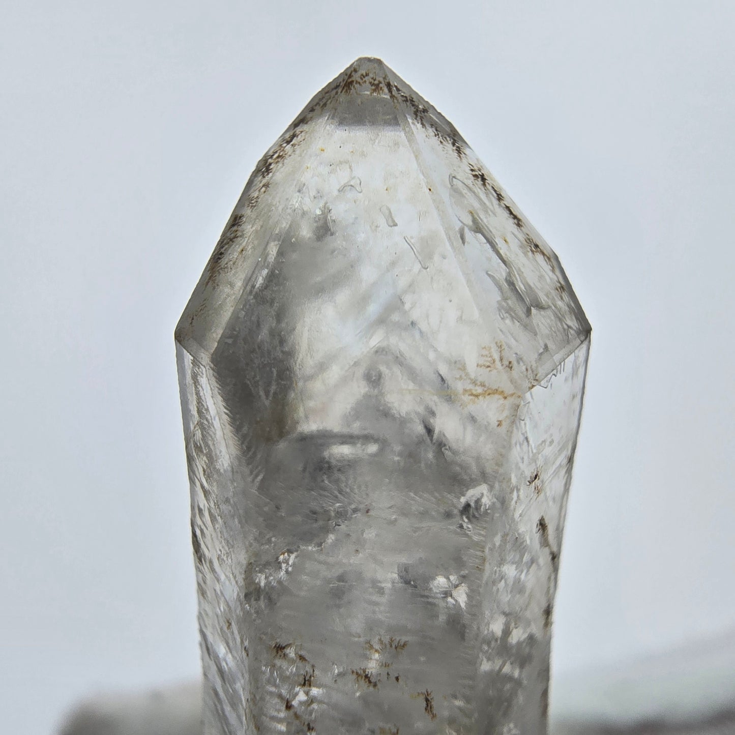 Enhydro Phantom Smoky Quartz Sceptre Tip 2x Bubble Goboboseb, Namibie 44*14*12mm