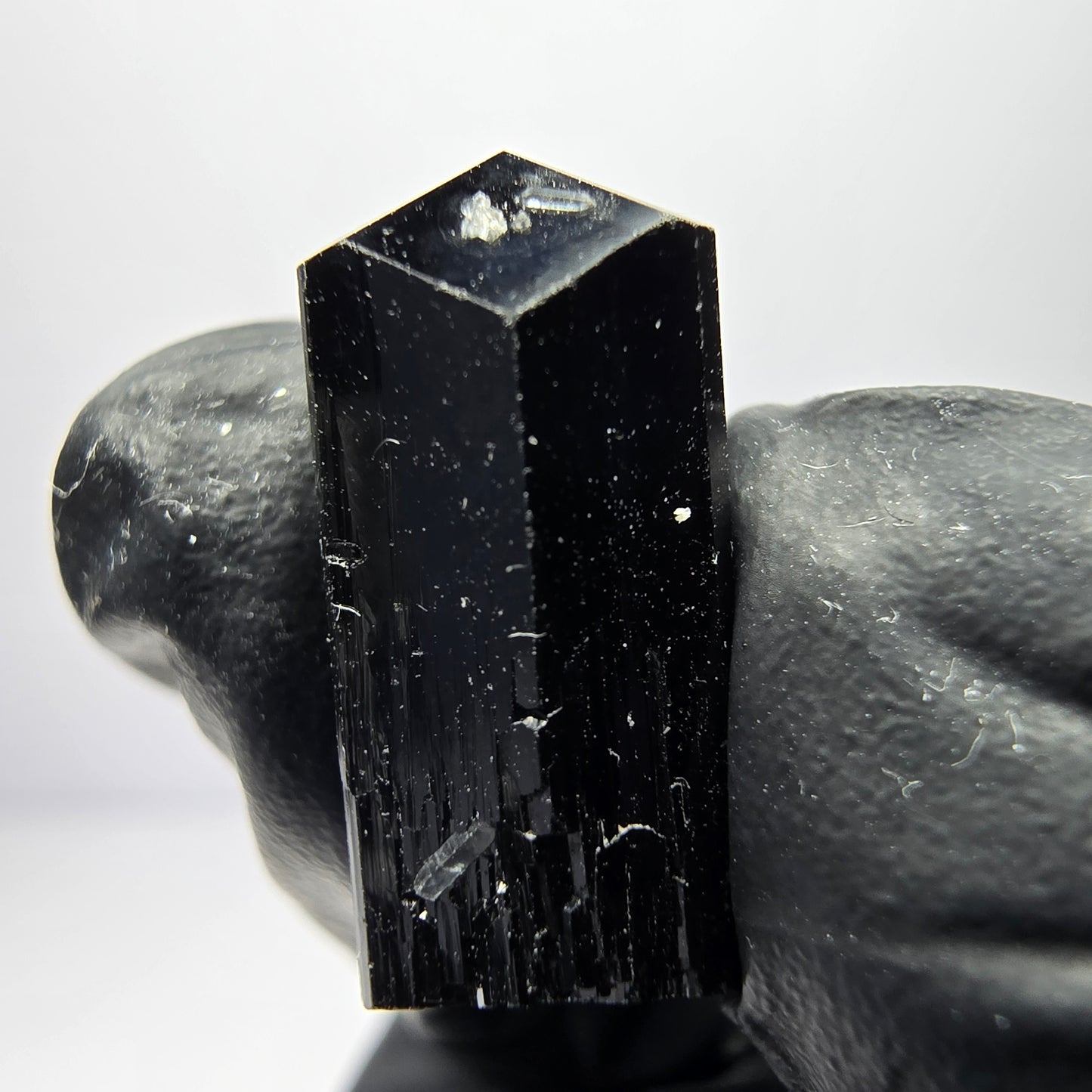 Symmetrische Schörl Turmalin Stufe Erongo, Namibia 17*10*8mm Mineraliensammlung