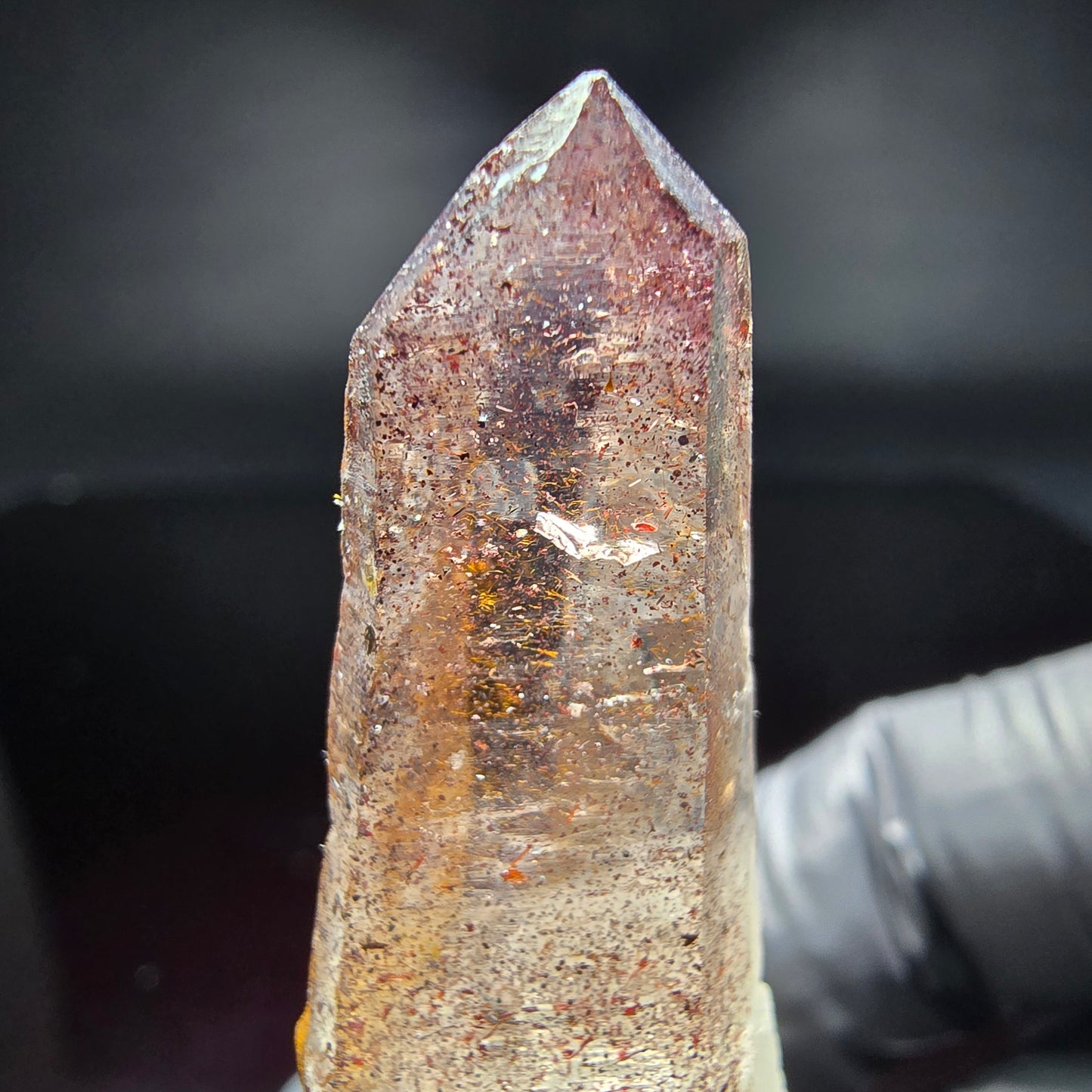 Klare Phantom Amethyst Rauchquarz mit rotem Eisen Brandberg, Namibia 47*19*13mm