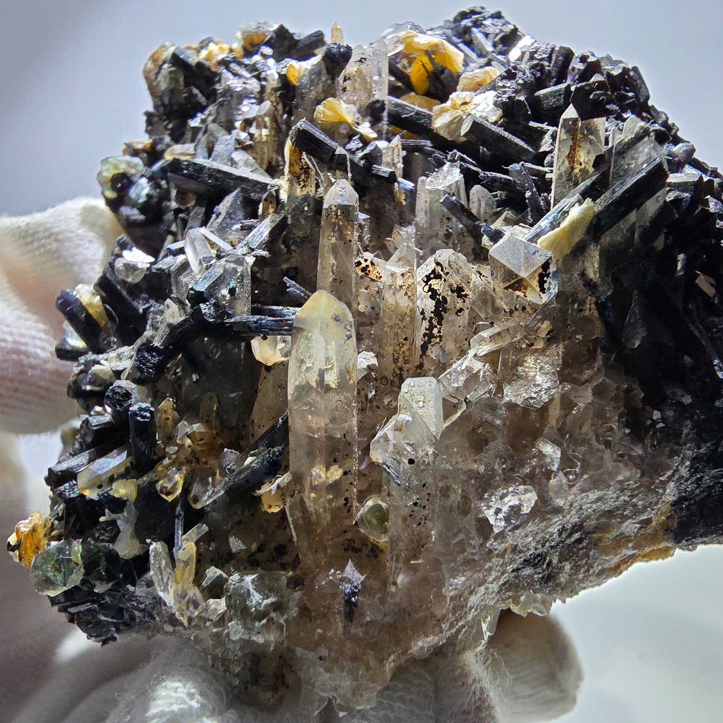 Fluorite fantôme XL, muscovite, hyalite, quartz fumé, tourmaline Schörl, Erongo, Namibie, 132 x 116 x 98 mm