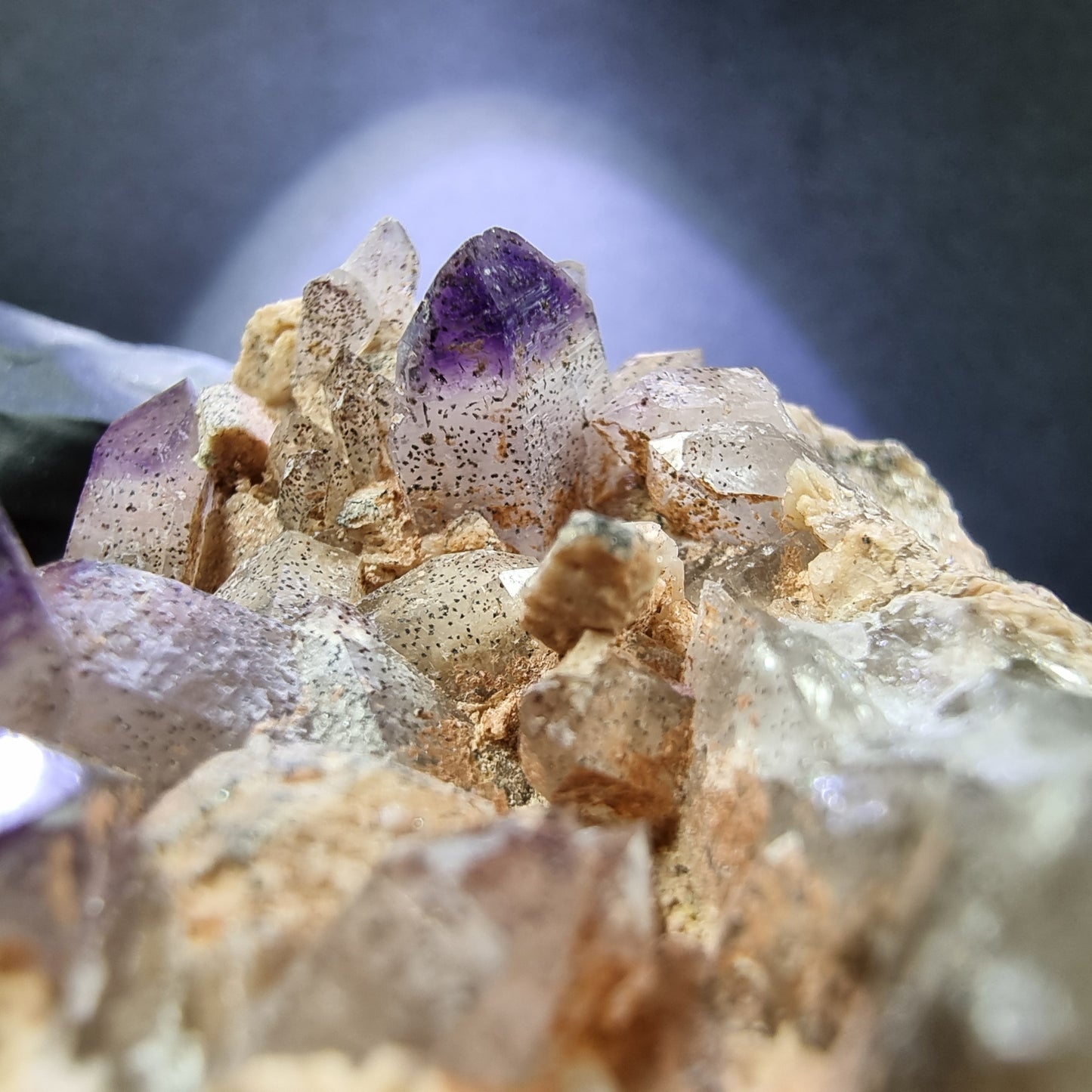 Seltene Brandberg Amethyst Stufe lila 44*42*27mm Brandberg, Namibia Sammlung