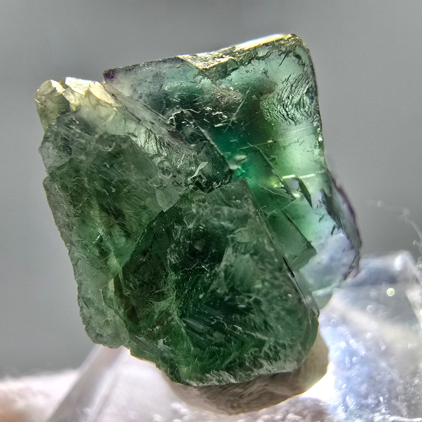 Seltene Phantom Fluorit Würfel Stufe grün Erongo, Namibia 25*22*15mm Sammlung