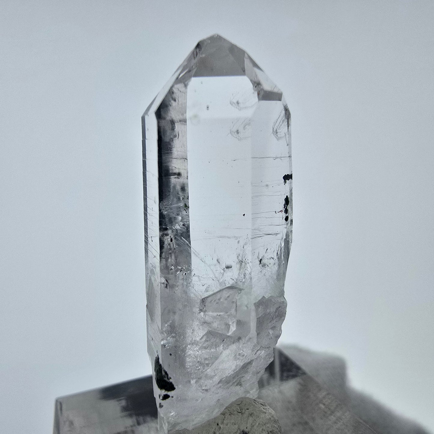 Klarer Phantom Hämatit Quarz Kristall Streep Mine, Goboboseb, Namibia 37*12*10mm