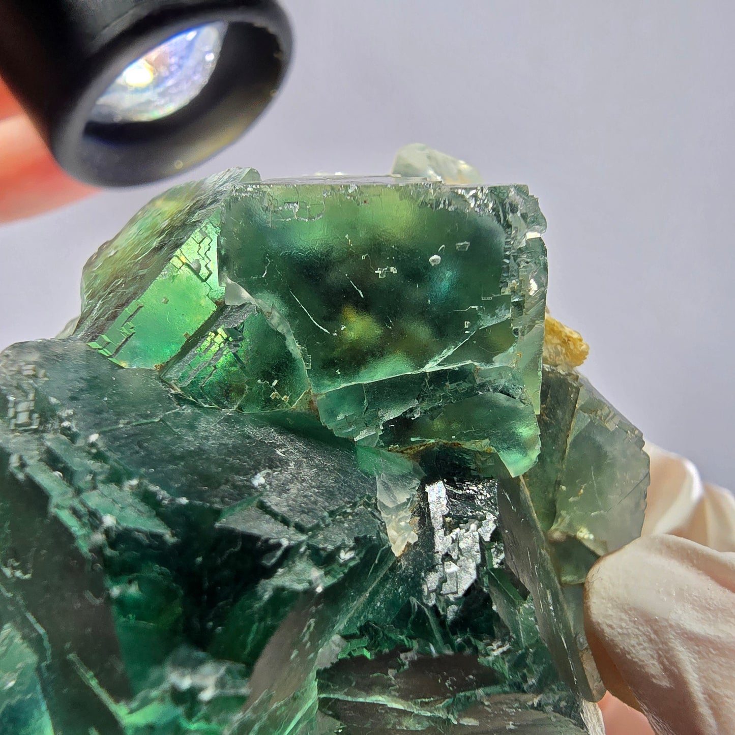 Spécimen de cube de fluorite fantôme transparente, parqueté vert Okorusu, Namibie 54 x 50 x 36 mm