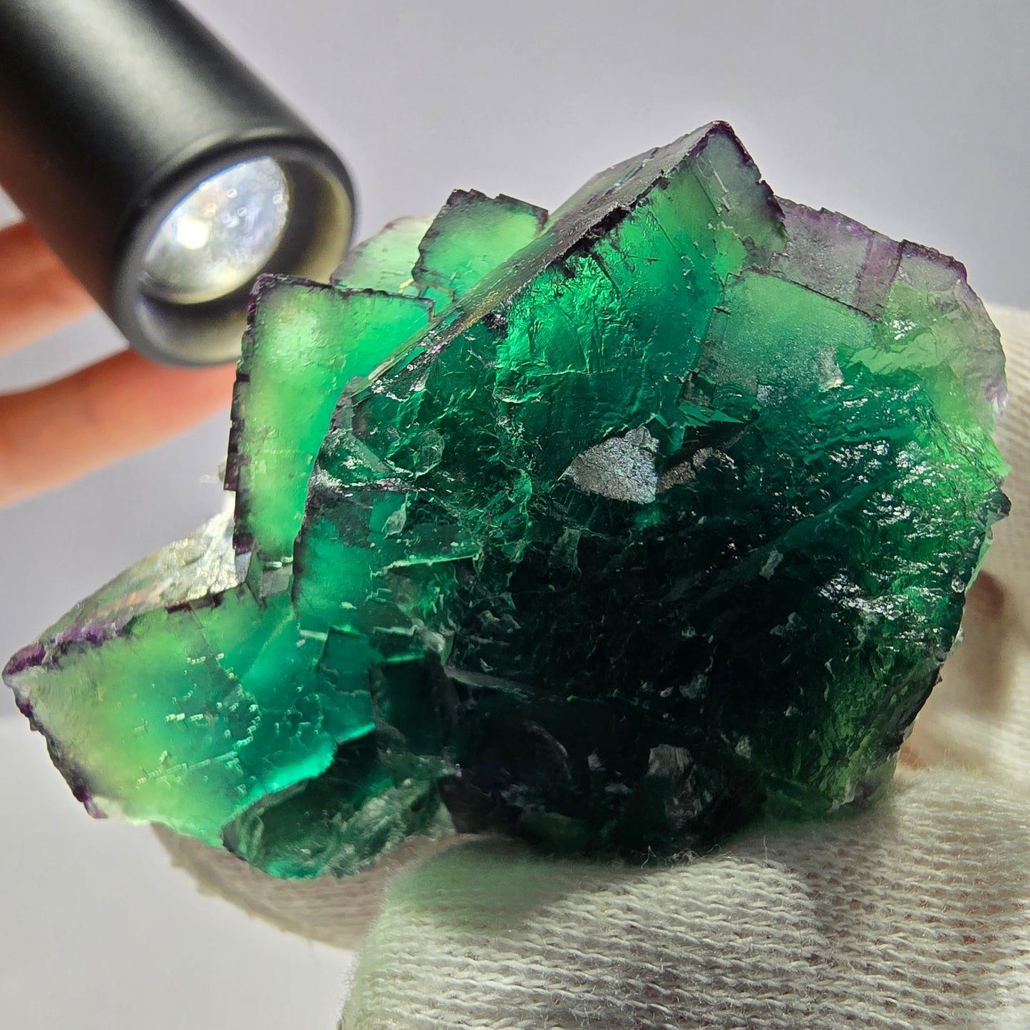 Phantom Fluorit Würfel Stufe parkettiert zonal Okorusu Namibia 63*45*28mm