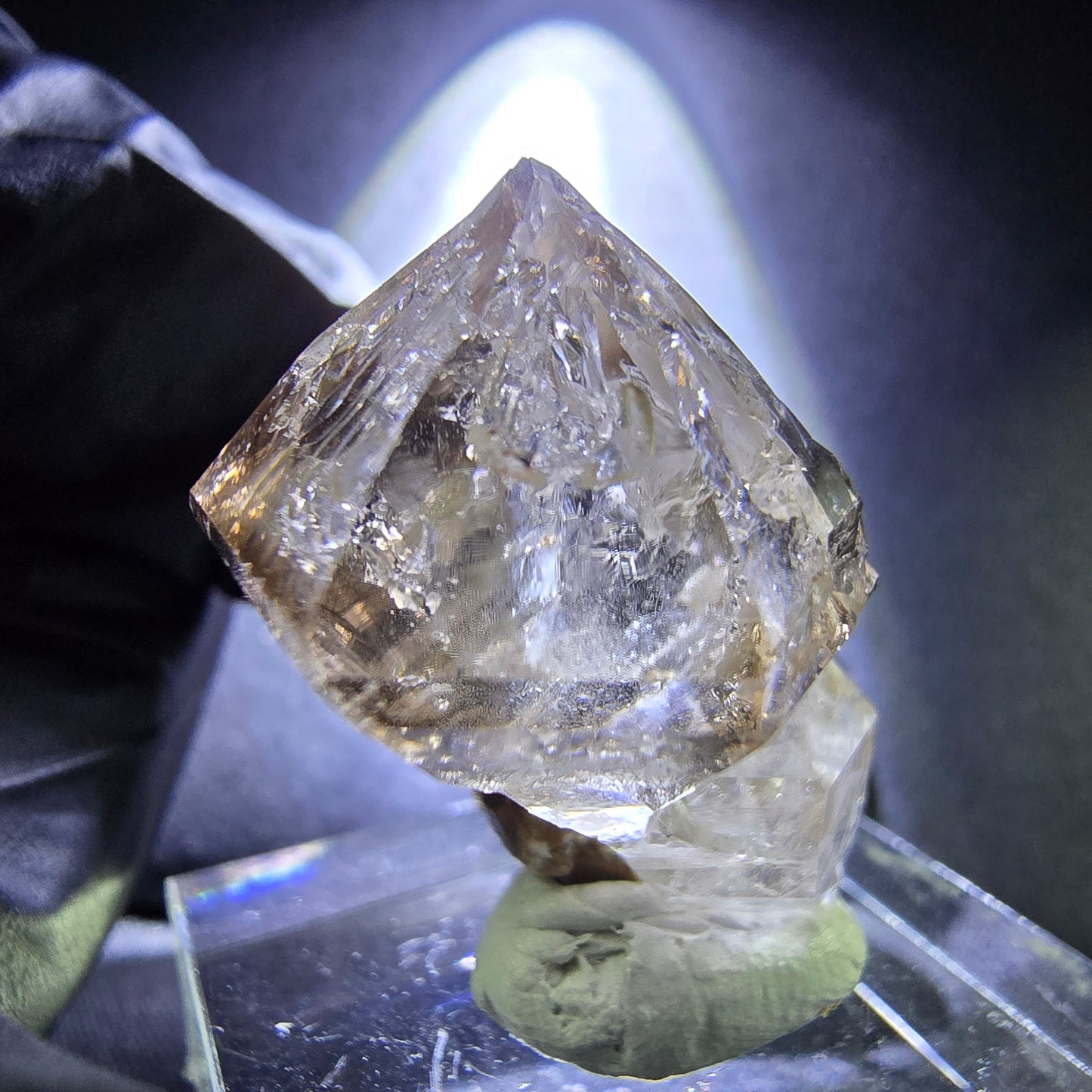 Klare Zepter Rauchquarz, Quarz Kristall Spitze 27*22*14mm aus Goboboseb Namibia