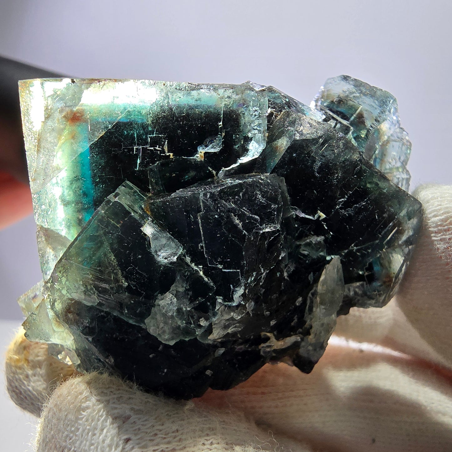 Cube de fluorite fantôme parqueté vert violet Okorusu Namibie 58*37*30mm