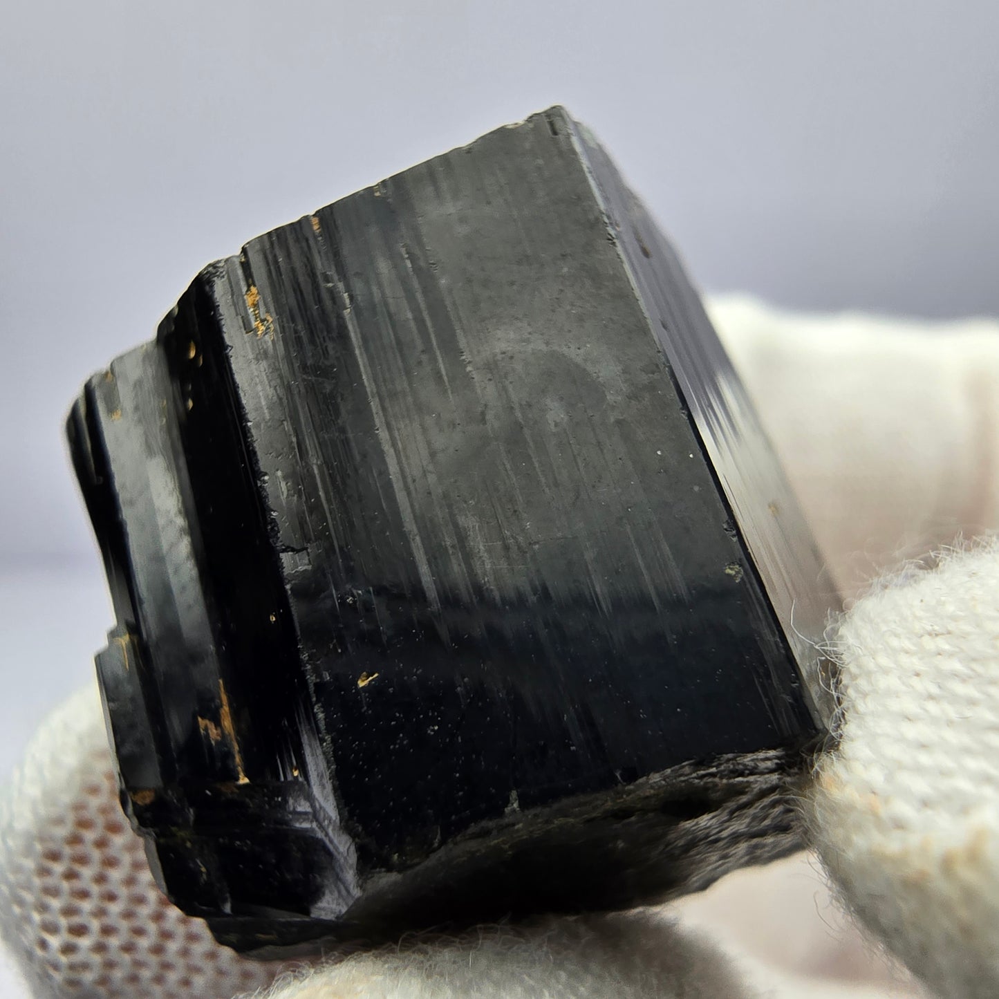 Symmetrischer Schörl Turmalin schwarz glänzend Erongo, Namibia 24*24*18mm