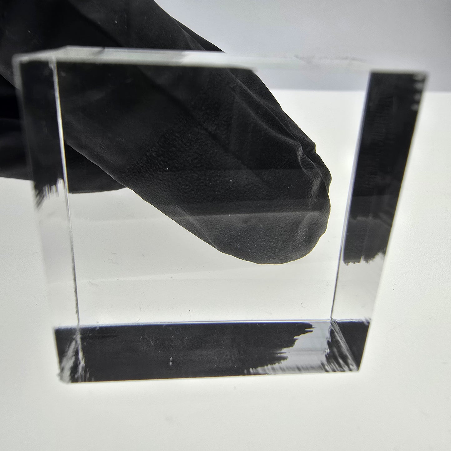 Acrylic base for minerals presentation 30*30*15mm stand plate base clear