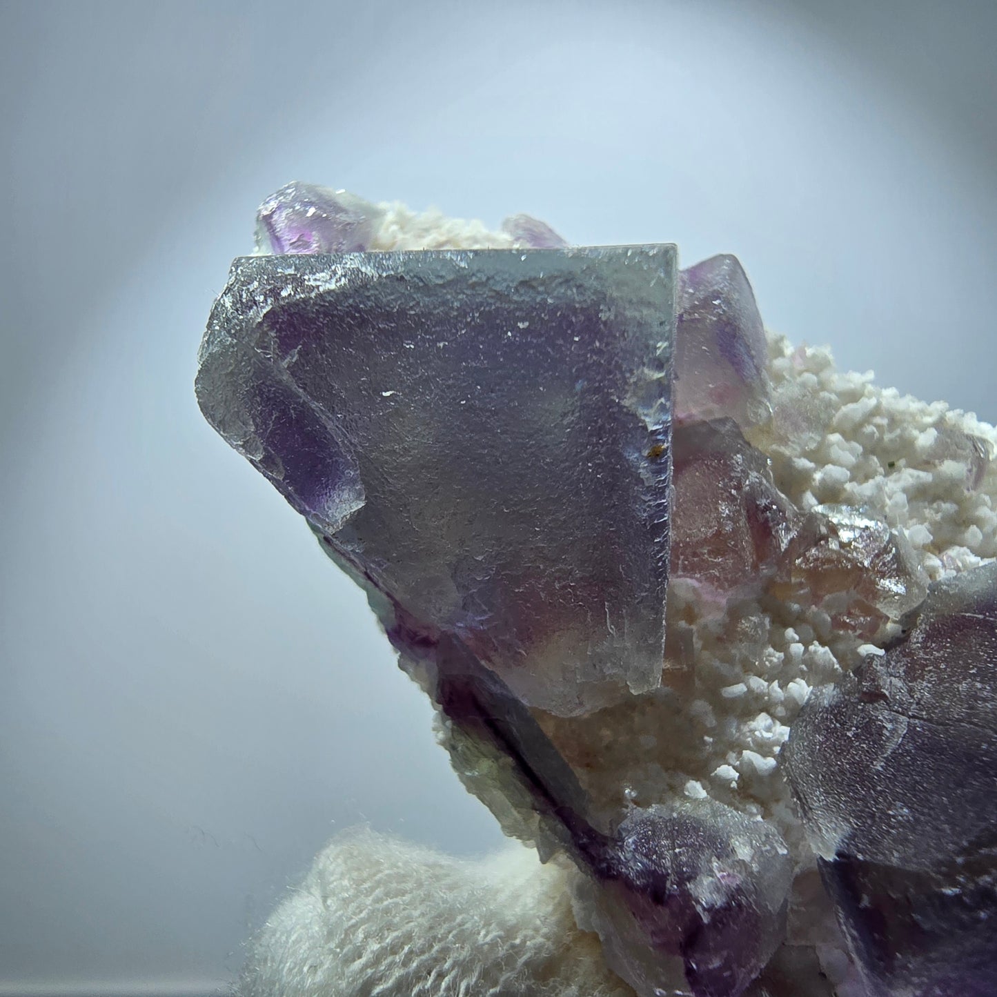Cube de fluorite fantôme, spécimen de quartz vert violet, Omehane, Namibie, 58 x 3 322 mm