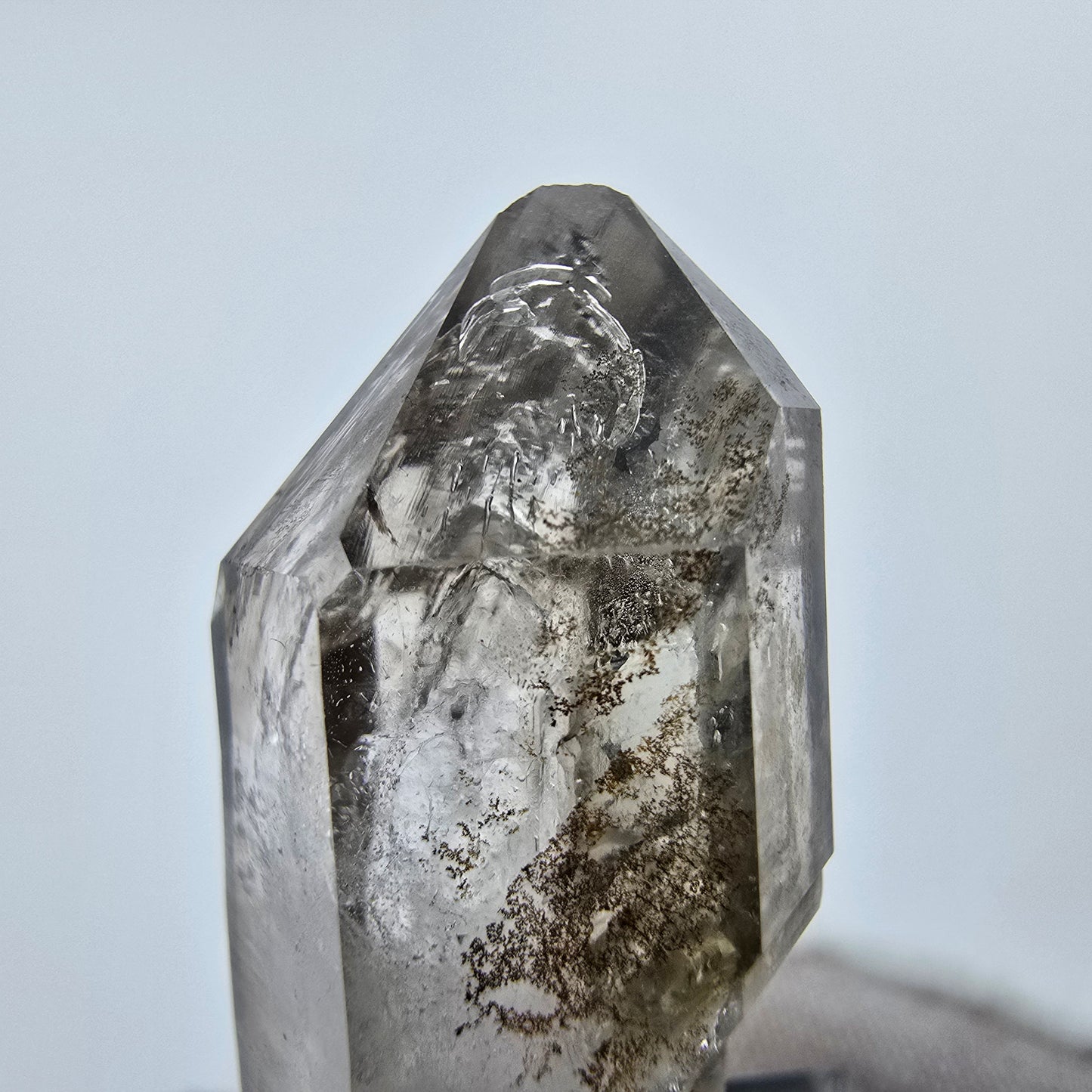 Enhydro Phantom Smoky Quartz Sceptre Tip 2x Bubble Goboboseb, Namibie 35*18*13mm