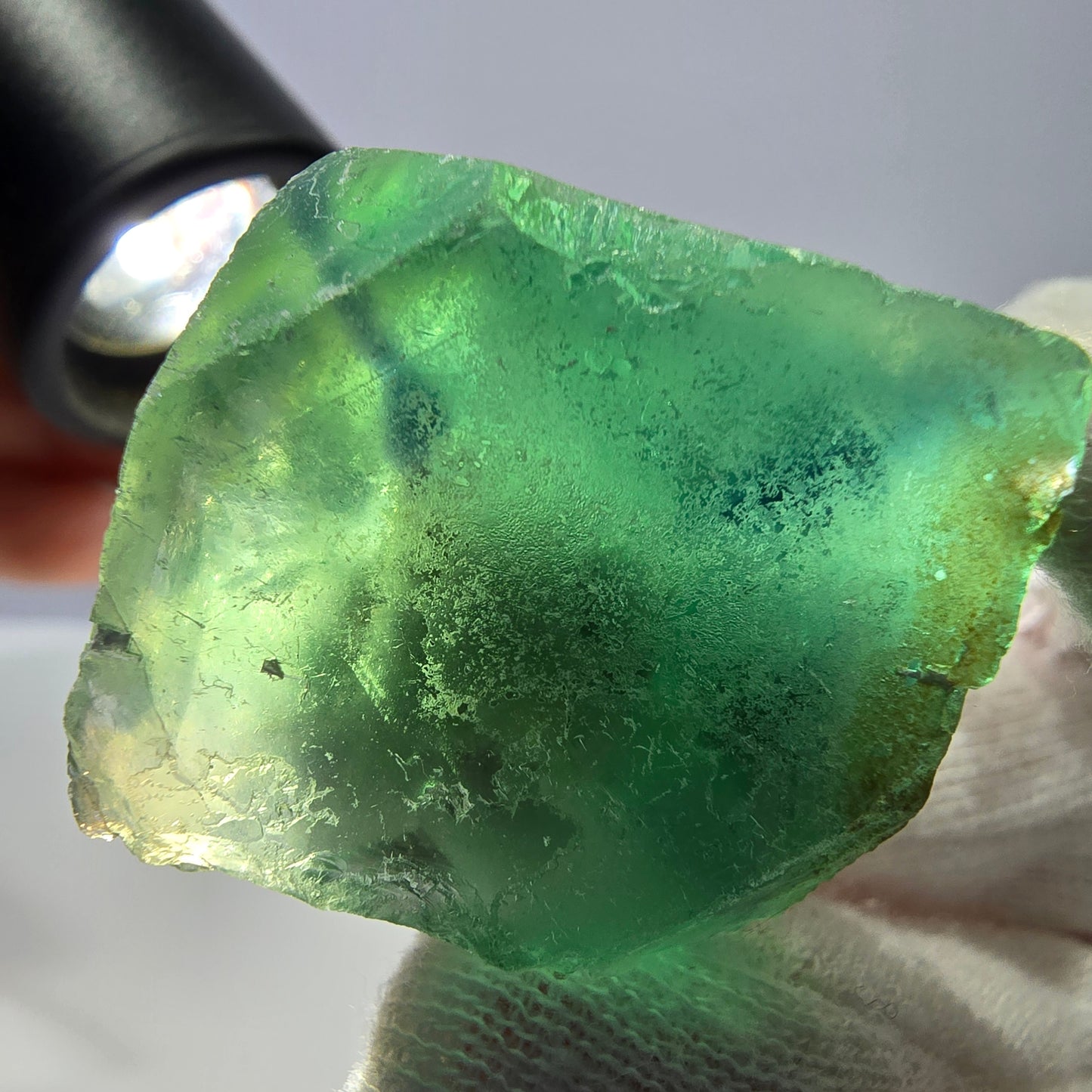 Rare spécimen de cube de fluorite fantôme, parqueté vert Okorusu, Namibie, 39 x 33 x 32 mm