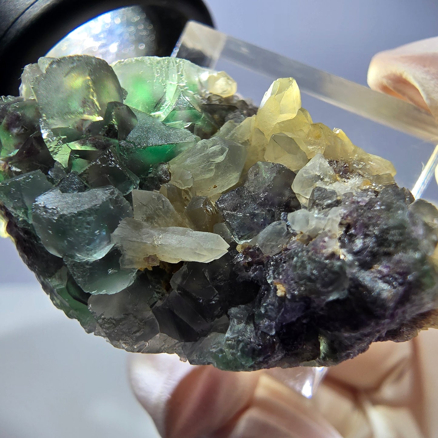 Phantom Fluorit Würfel, parkettiert, Quarz Stufe Okorusu, Namibia 35*25*19mm