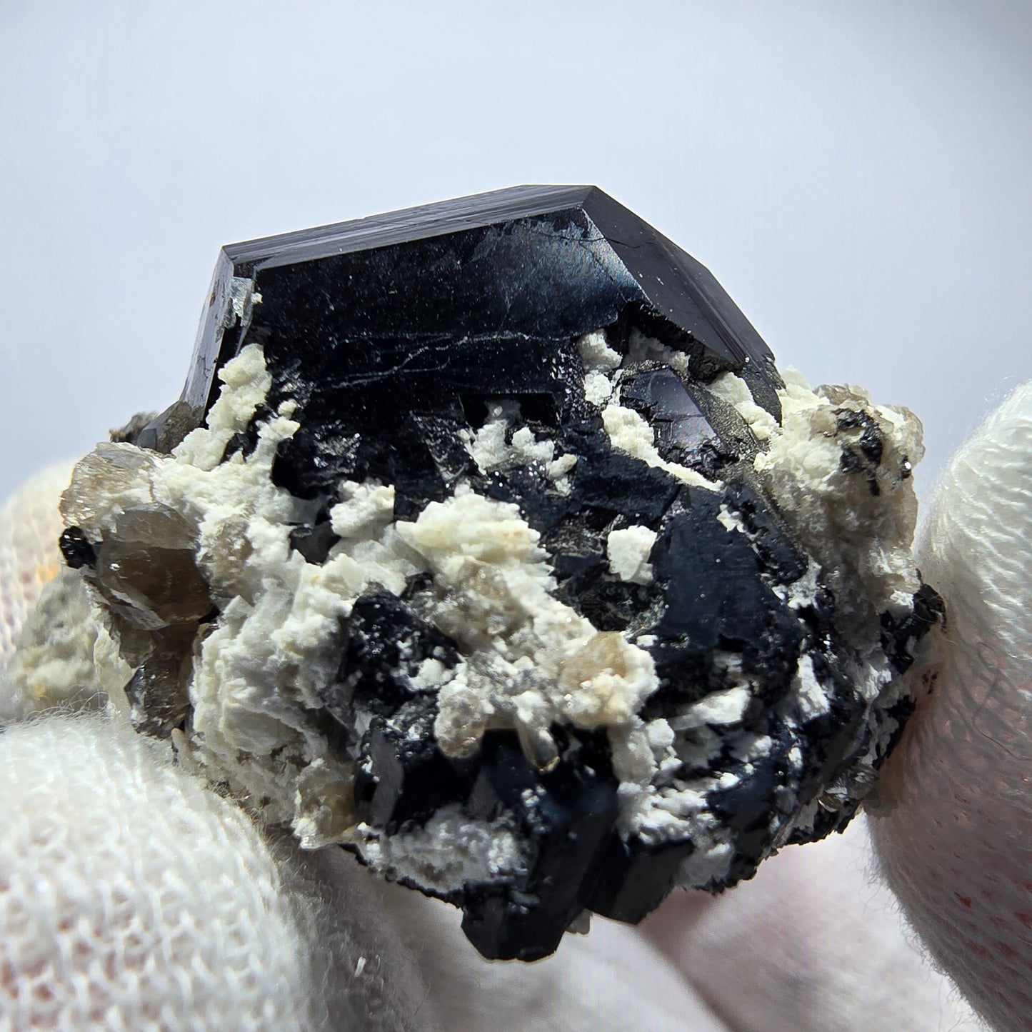 Seltene Schörl Turmalin, Hyalit, Orthoklas Stufe Erongo, Namibia 39*37*26mm