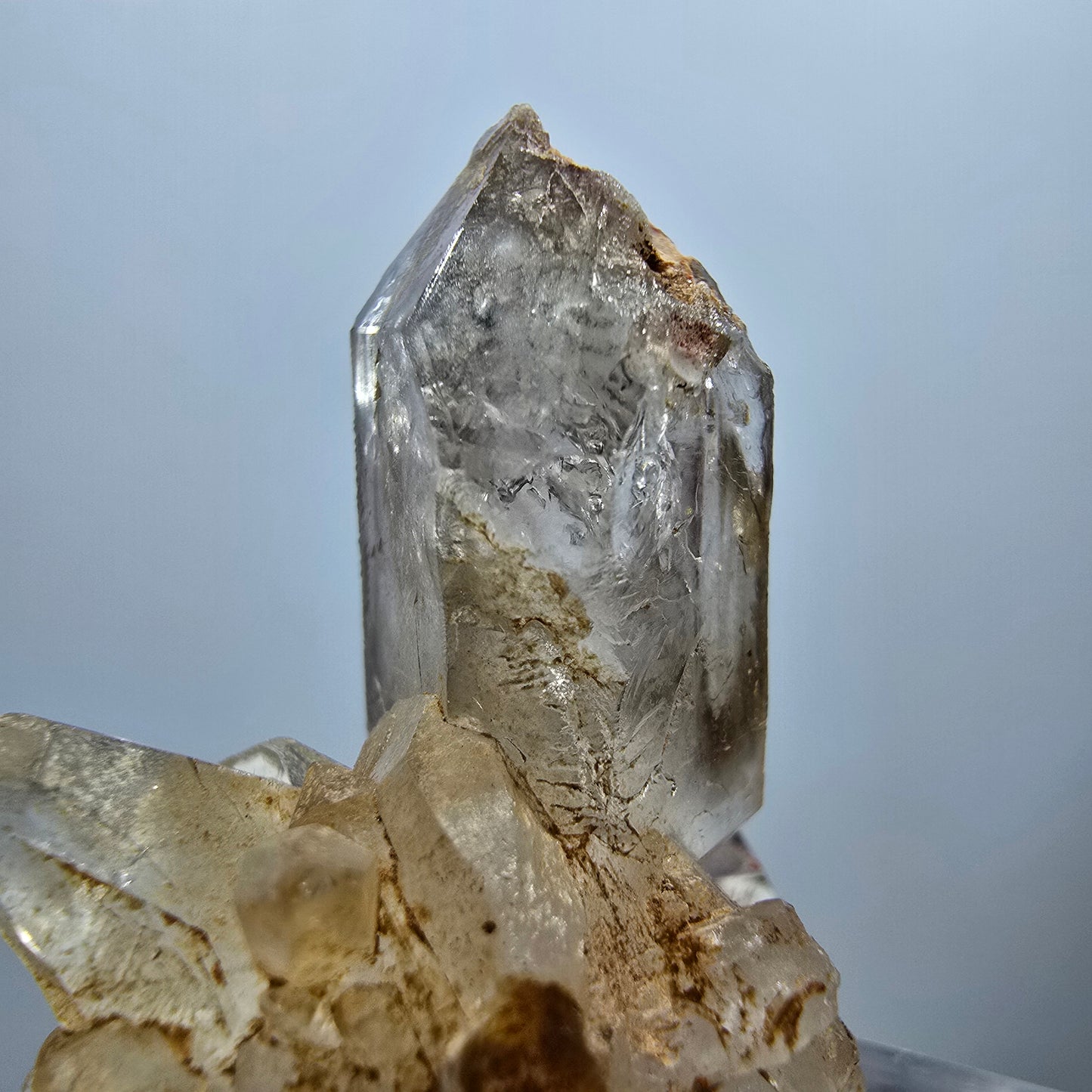 Amas de quartz fumé Harlequin Enhydro, 1x Bubble Goboboseb, Namibie 37 x 34 x 18 mm