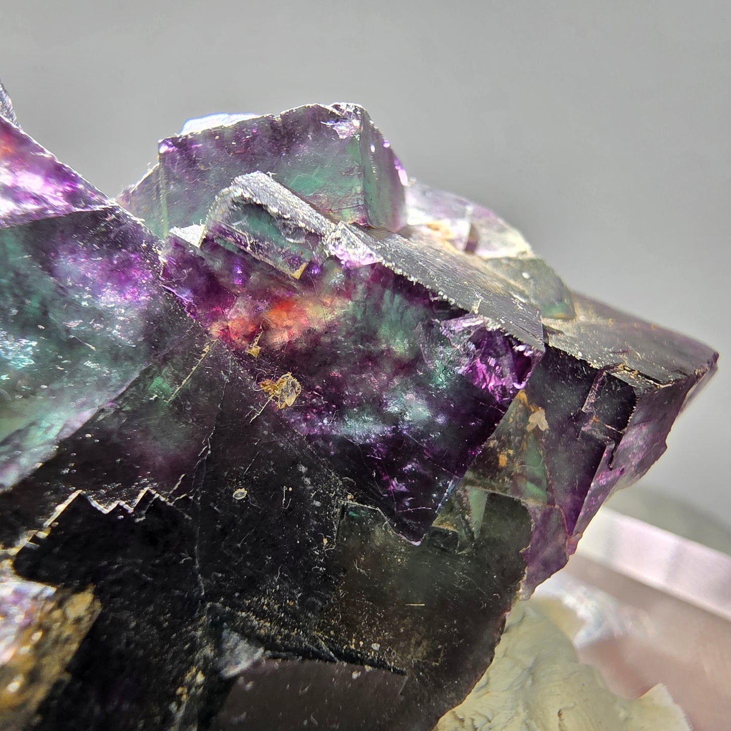 Seltene Phantom Fluorit Würfel Stufe Tie-Dye Pocket, Okorusu, Namibia 61*43*26mm