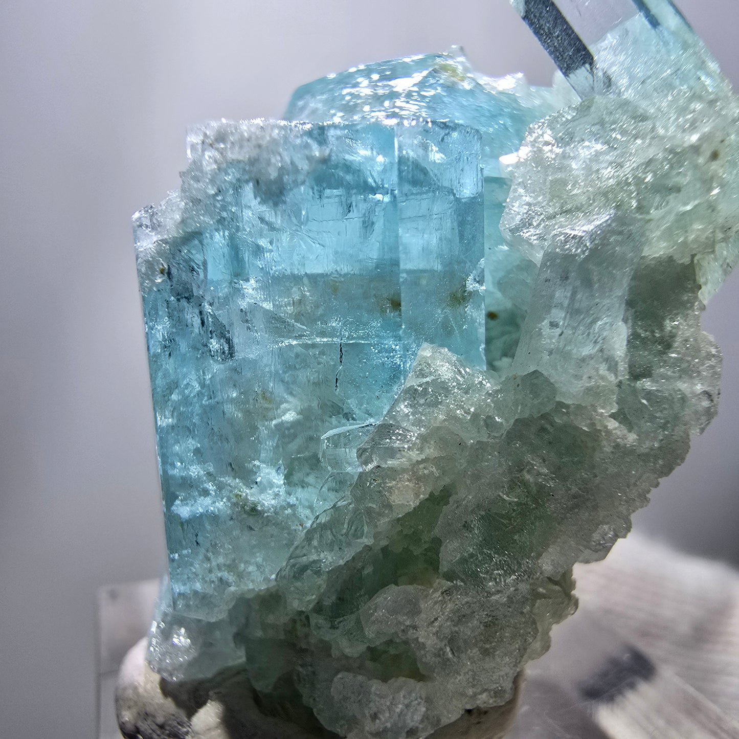 Seltene Aquamarin XX Stufe blau Erongo, Namibia 41*36*25mm