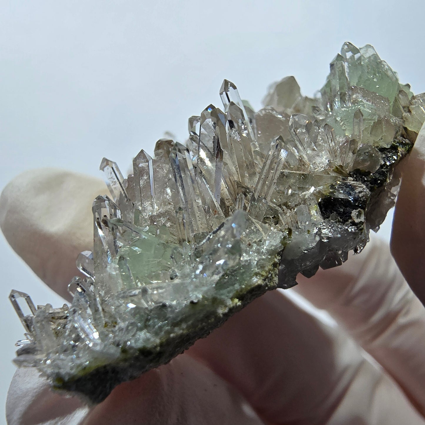 Quartz Starburst, préhnite, analcim, calcite Streep Mine, Gobo, Namibie 51 x 36 x 20 mm