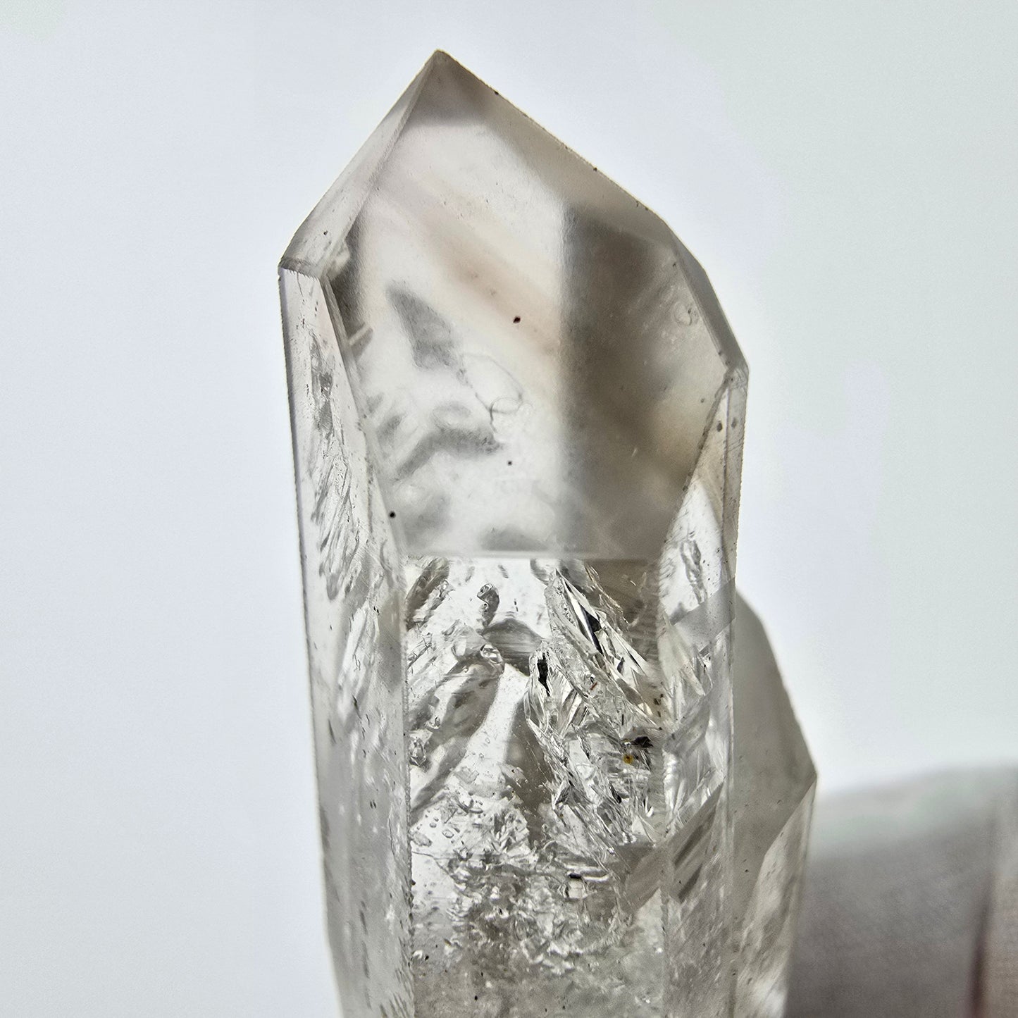 Enhydro Phantom Smoky Quartz Points 2x Bubble Goboboseb, Namibie 52*19*15mm