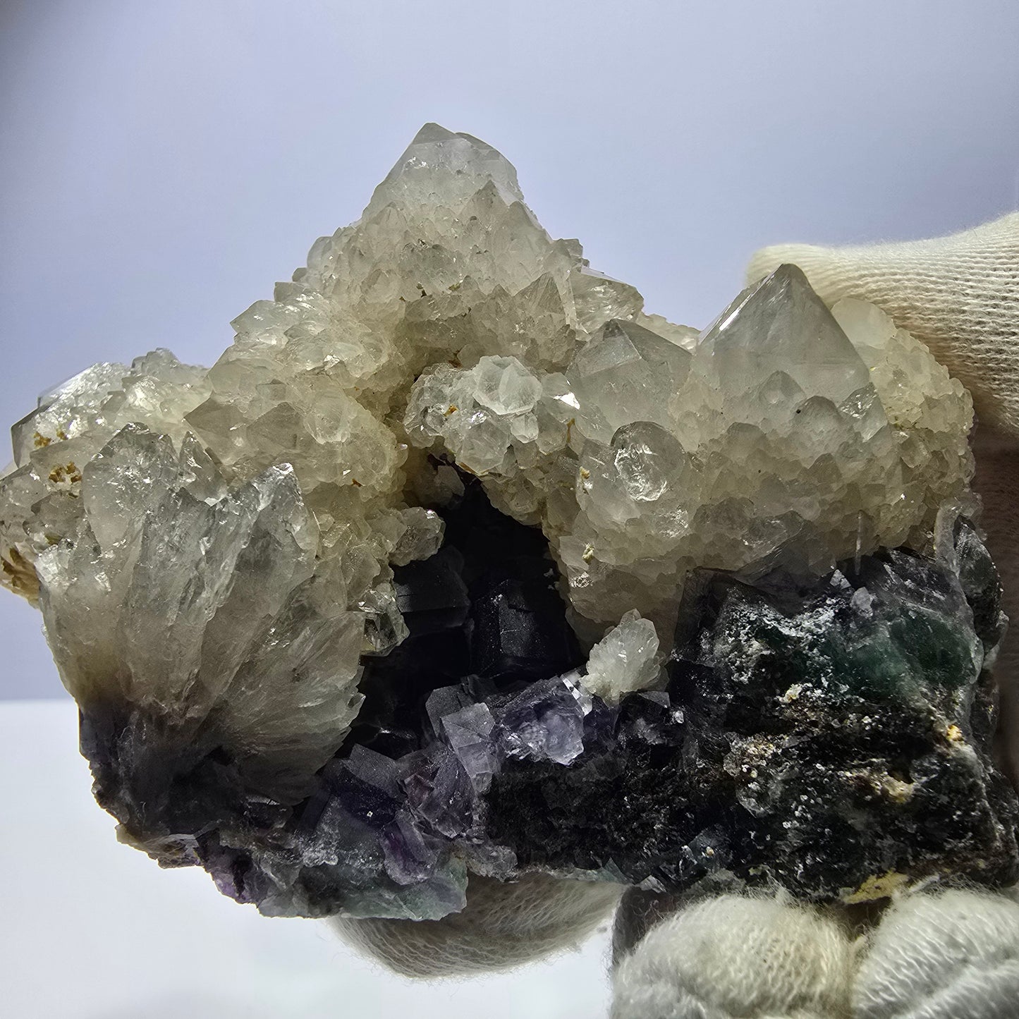 Grand cube de fluorite fantôme, spécimen de quartz violet-vert Okorusu, Namibie 102 x 78 x 57 mm