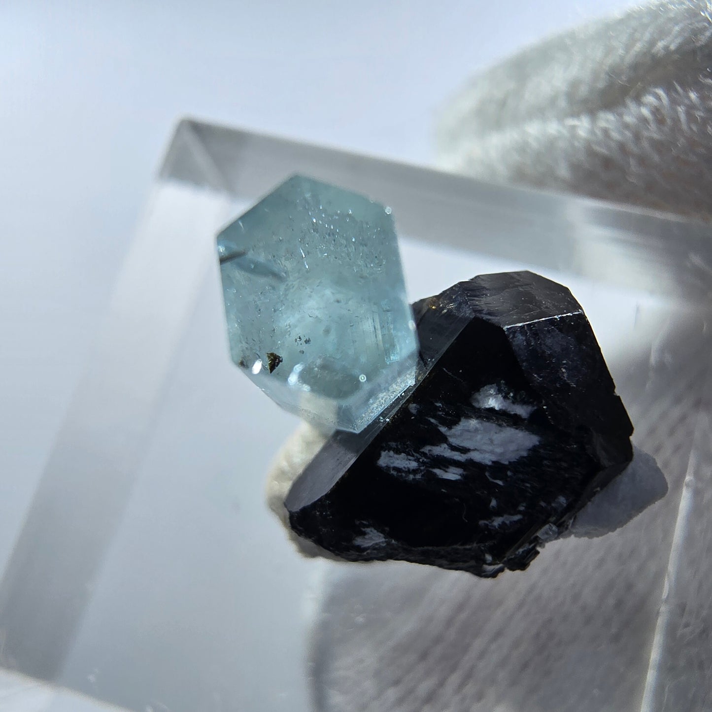 Aigue-marine Setlene, tourmaline Schörl stade Erongo, Namibie 13*14*10mm