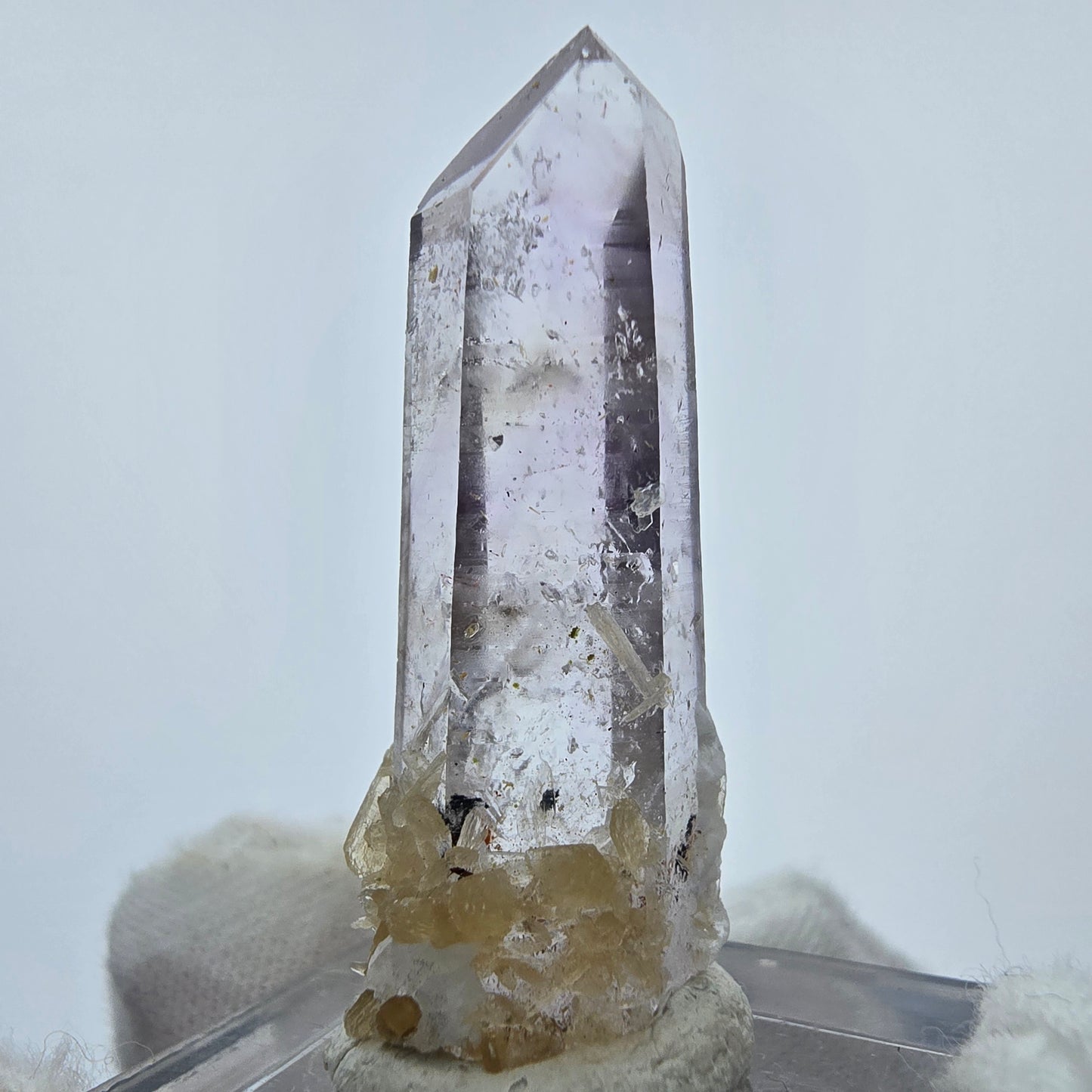Enhydro Phantom Amethyst mit Stilbit, 4x Blase Goboboseb, Namibia 36*14*13mm