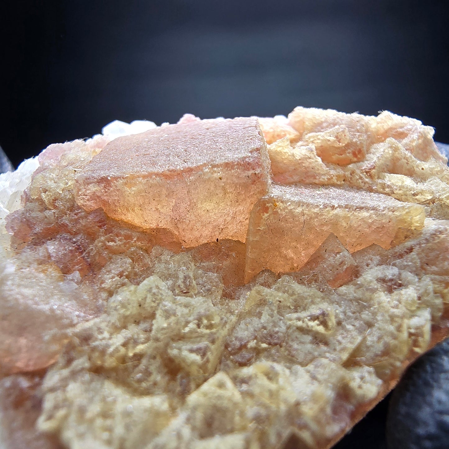 Cube de fluorite fantôme jaune violet, spécimen de quartz Omehane, Namibie 63*45*19mm