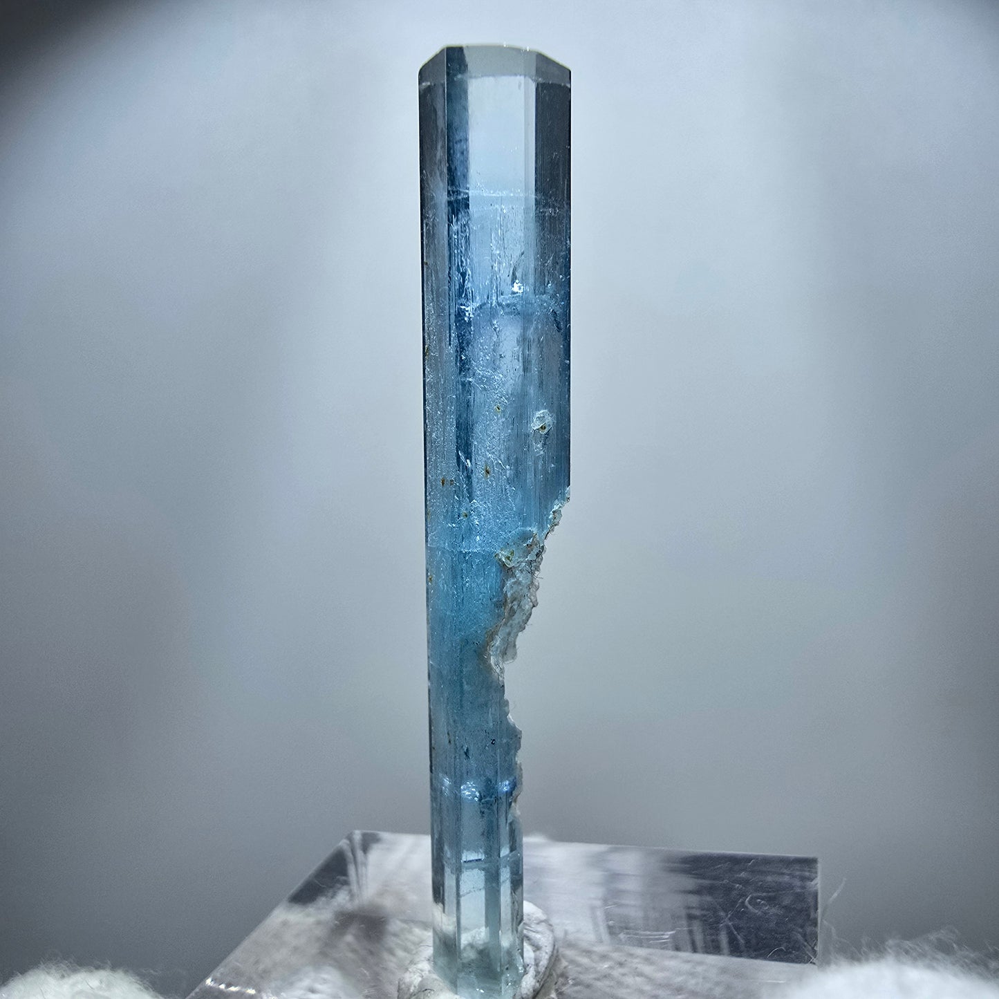 Klarer Aquamarin X DT Kristall, blau Erongo, Namibia 40*6*6mm