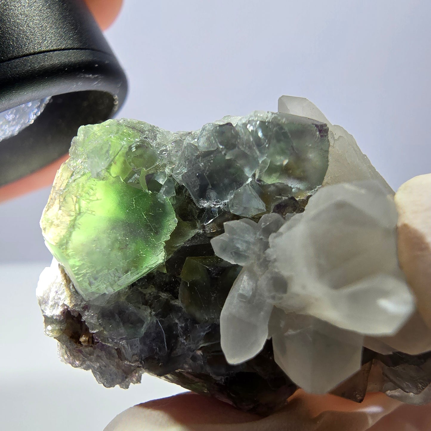 Rare cube de fluorite fantôme, spécimen de quartz vert violet Okorusu Namibie 38 x 27 x 24 mm