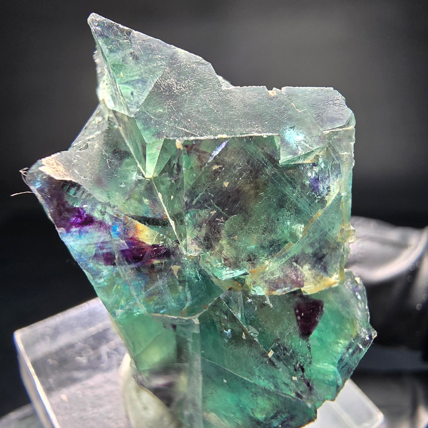 Seltene zonare Phantom Fluorit Würfel Stufe grün lila Okorusu Namibia 39*22*21mm