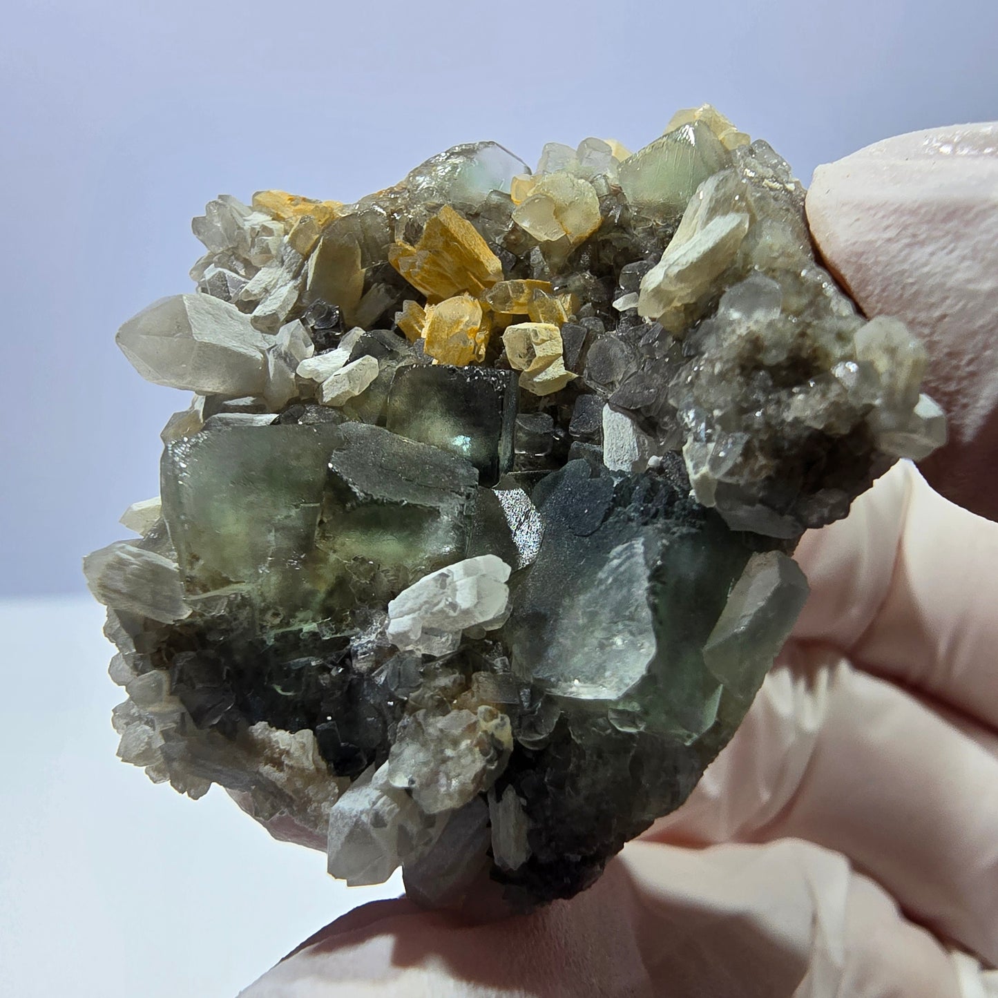 Rare cube de fluorite fantôme, spécimen de quartz vert Okorusu, Namibie, 43 x 34 x 29 mm