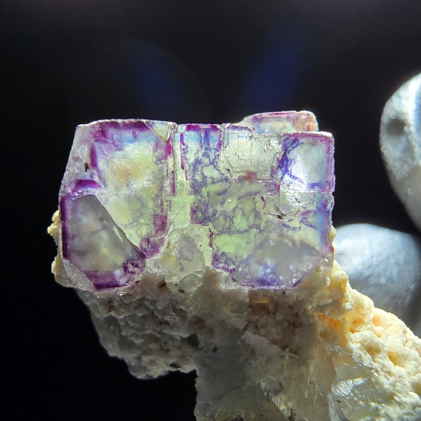 Seltene zonare Fluorit Würfel Orthoklas Stufe Erongo Namibia 35*21*18mm Sammlung