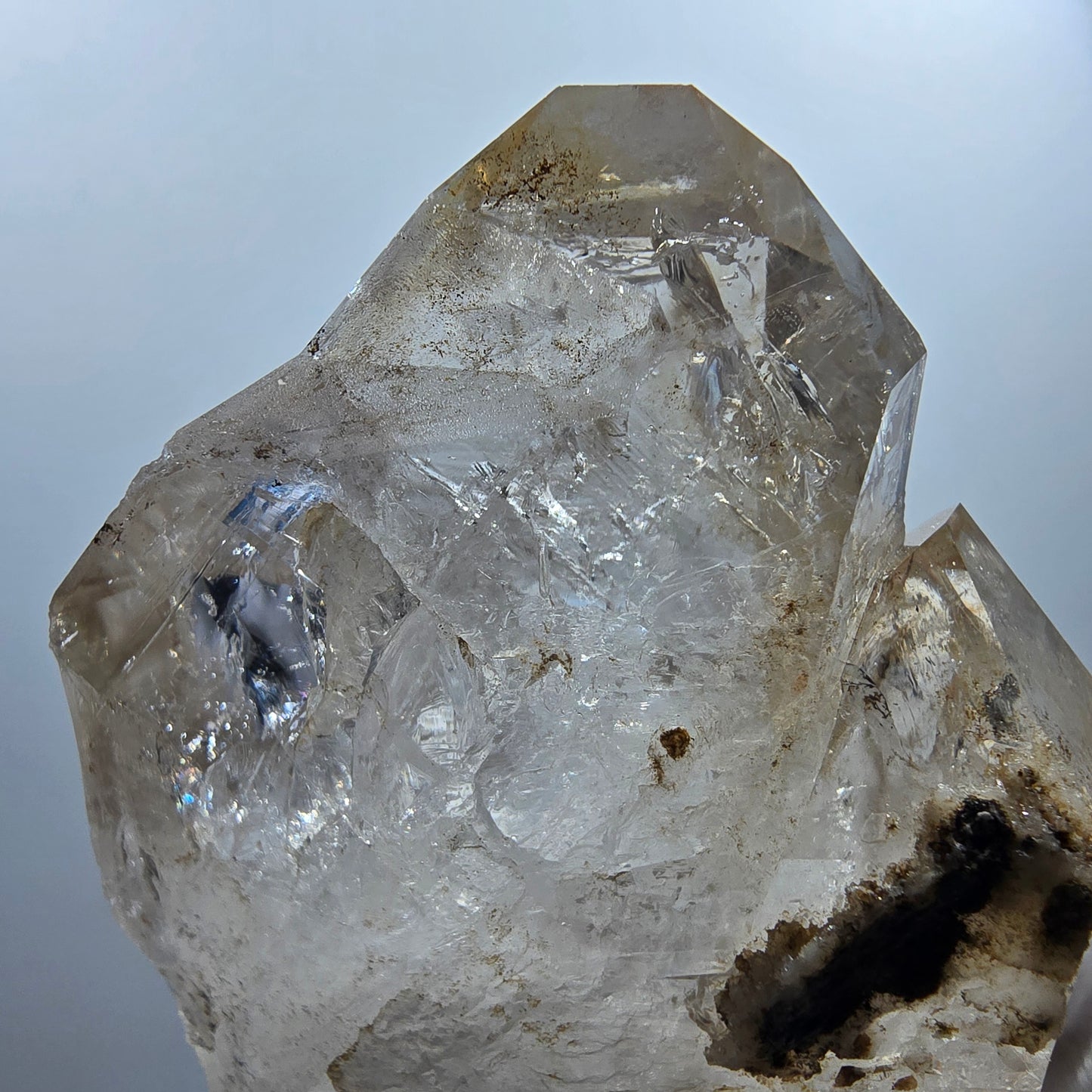 Sceptre DT Enhydro Squelette Quartz Fumé 1x Gobobos de Poche Bulle Valentine. Namibie 88 x 51 x 27 mm